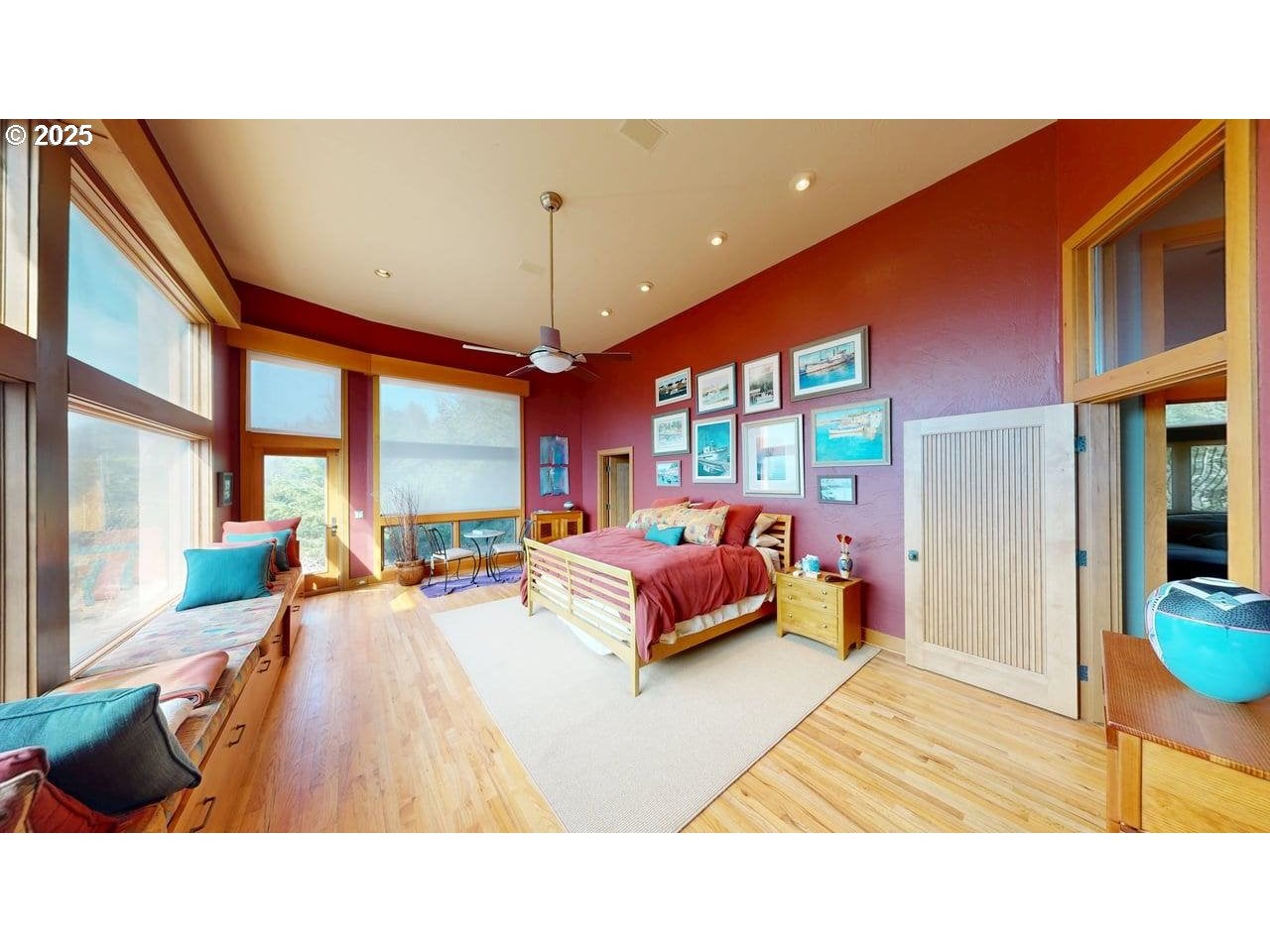 Gold Beach, Oregon, 97444, United States, 3 Bedrooms Bedrooms, ,6 BathroomsBathrooms,Residential,Active,1953281