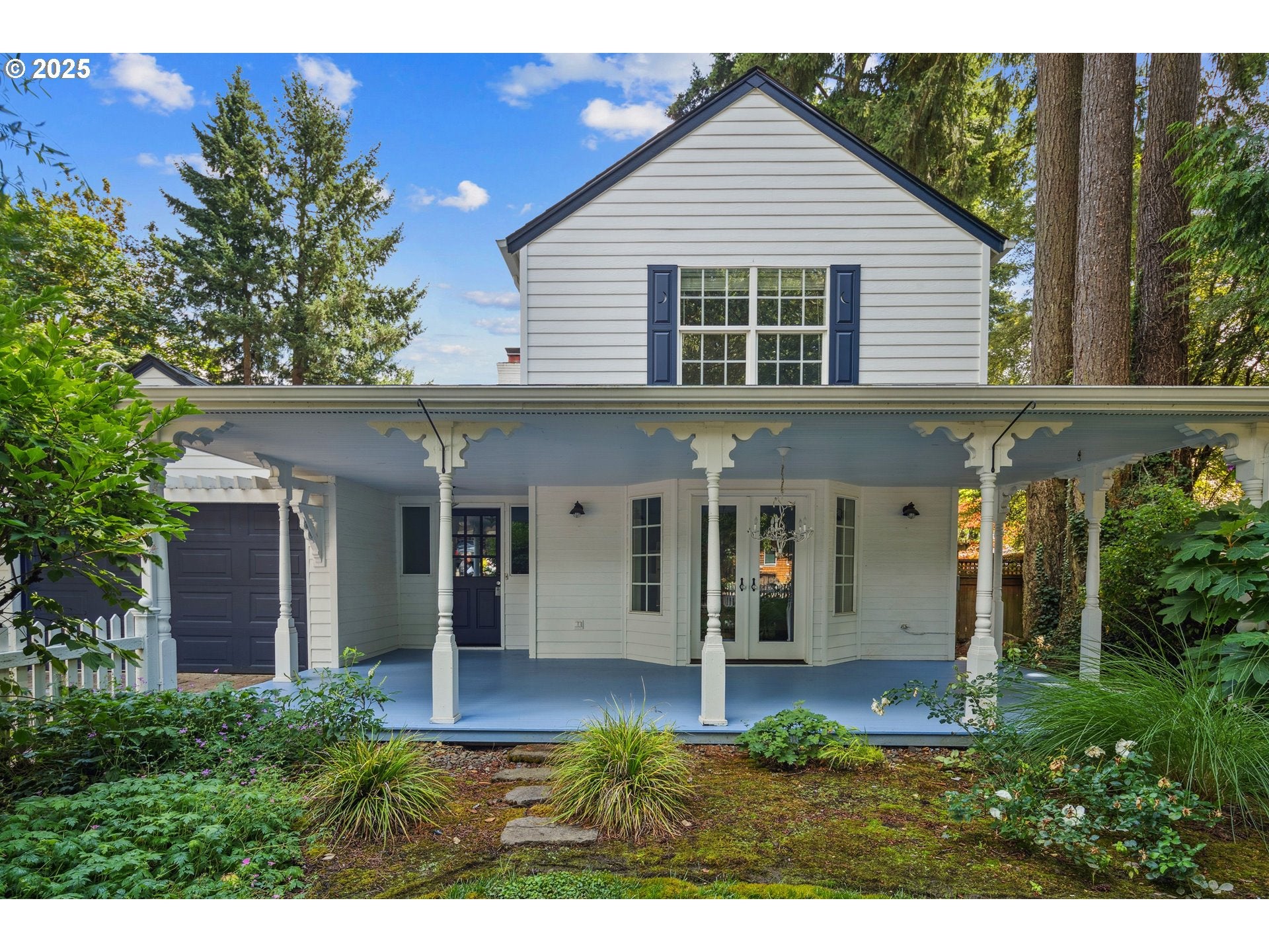 Lake Oswego, Oregon, 97034, United States, ,3 BathroomsBathrooms,Residential,Active,1899903