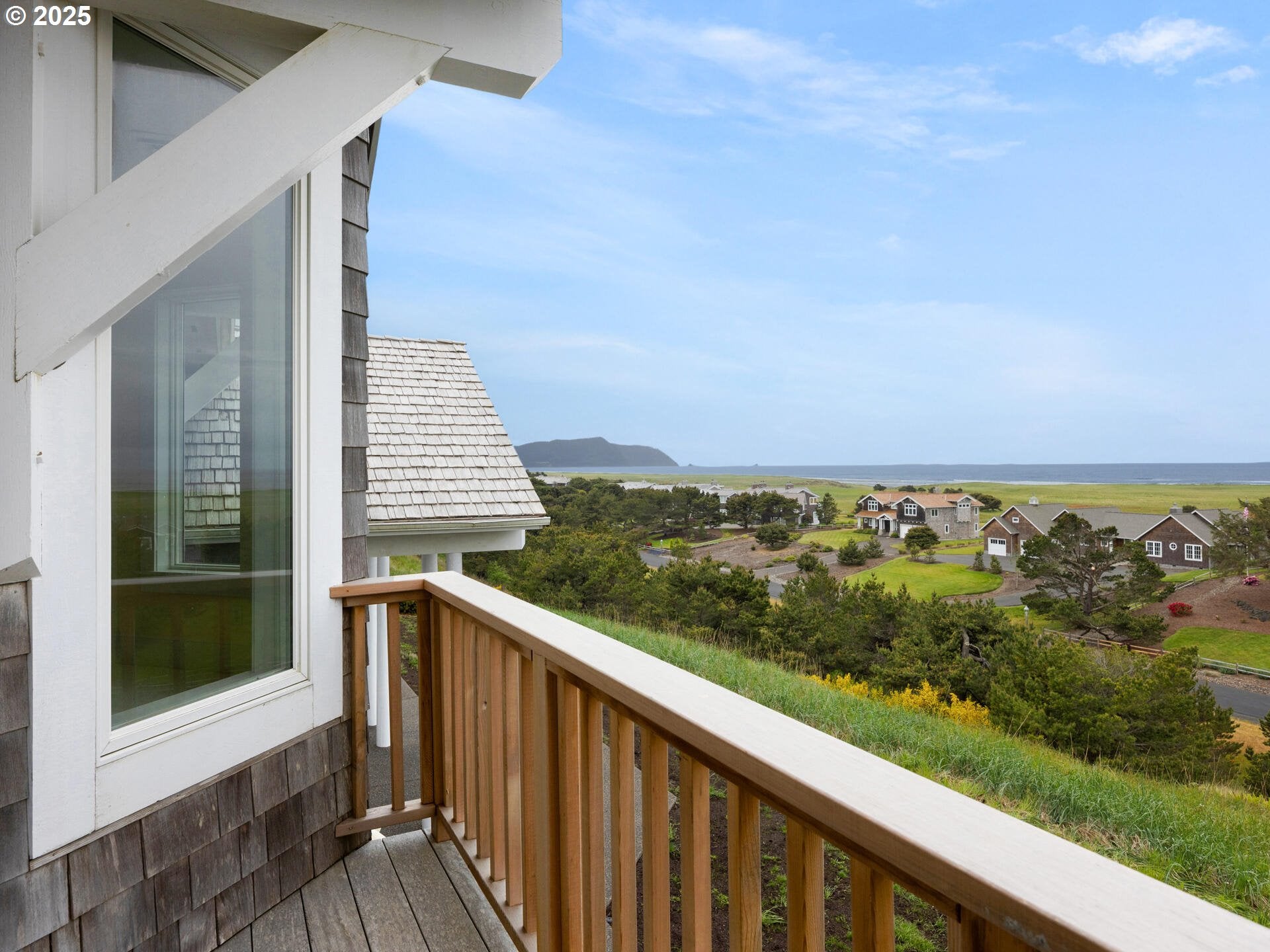 Gearhart, Oregon, 97138, United States, ,4 BathroomsBathrooms,Residential,Active,1824520