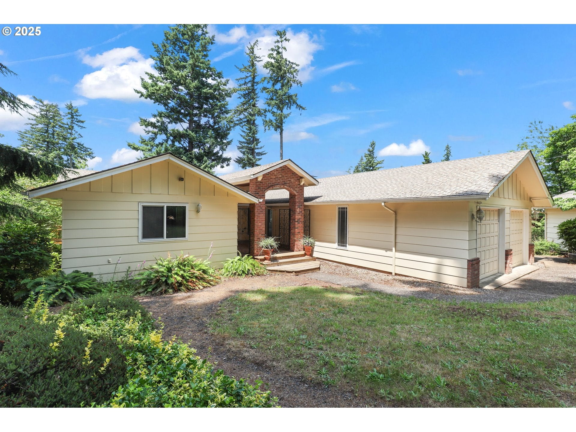 Boring, Oregon, 97009, United States, 5 Bedrooms Bedrooms, ,3 BathroomsBathrooms,Residential,Active,1869138