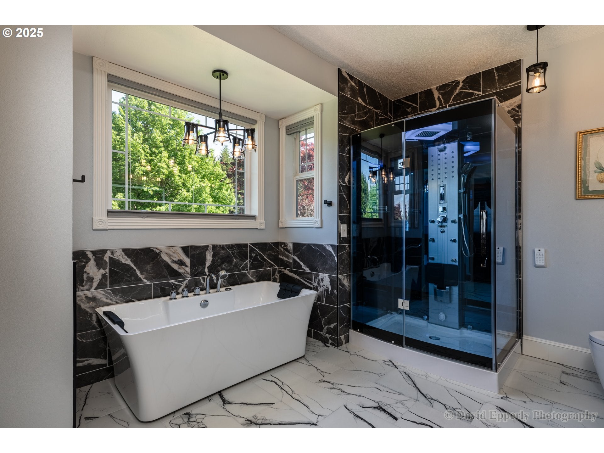 St. Helens, Oregon, 97051, United States, 5 Bedrooms Bedrooms, ,5 BathroomsBathrooms,Residential,Active,1972199