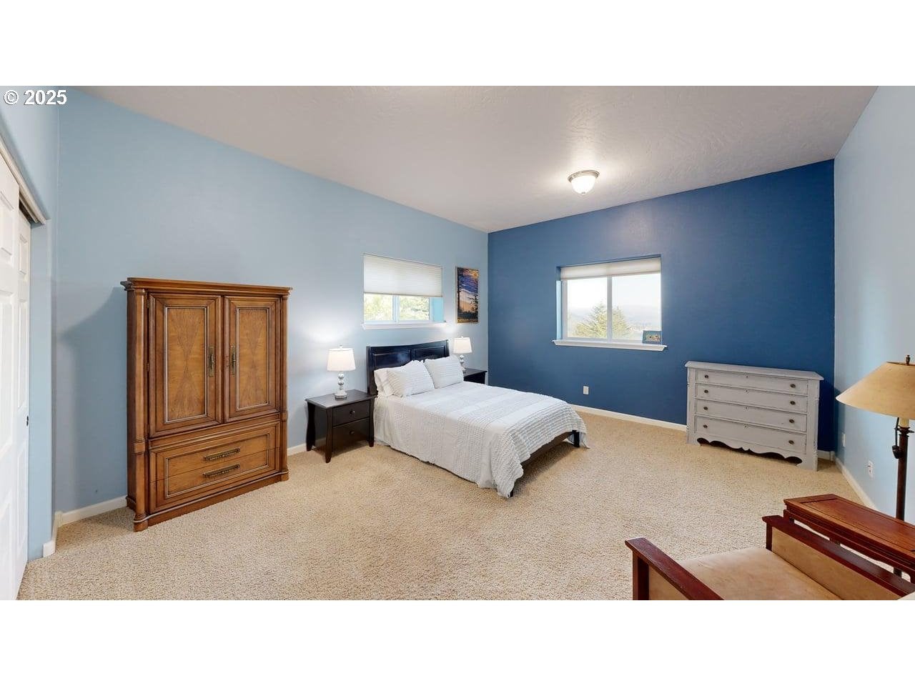 Brookings, Oregon, 97415, United States, 6 Bedrooms Bedrooms, ,4 BathroomsBathrooms,Residential,Pending,1933905