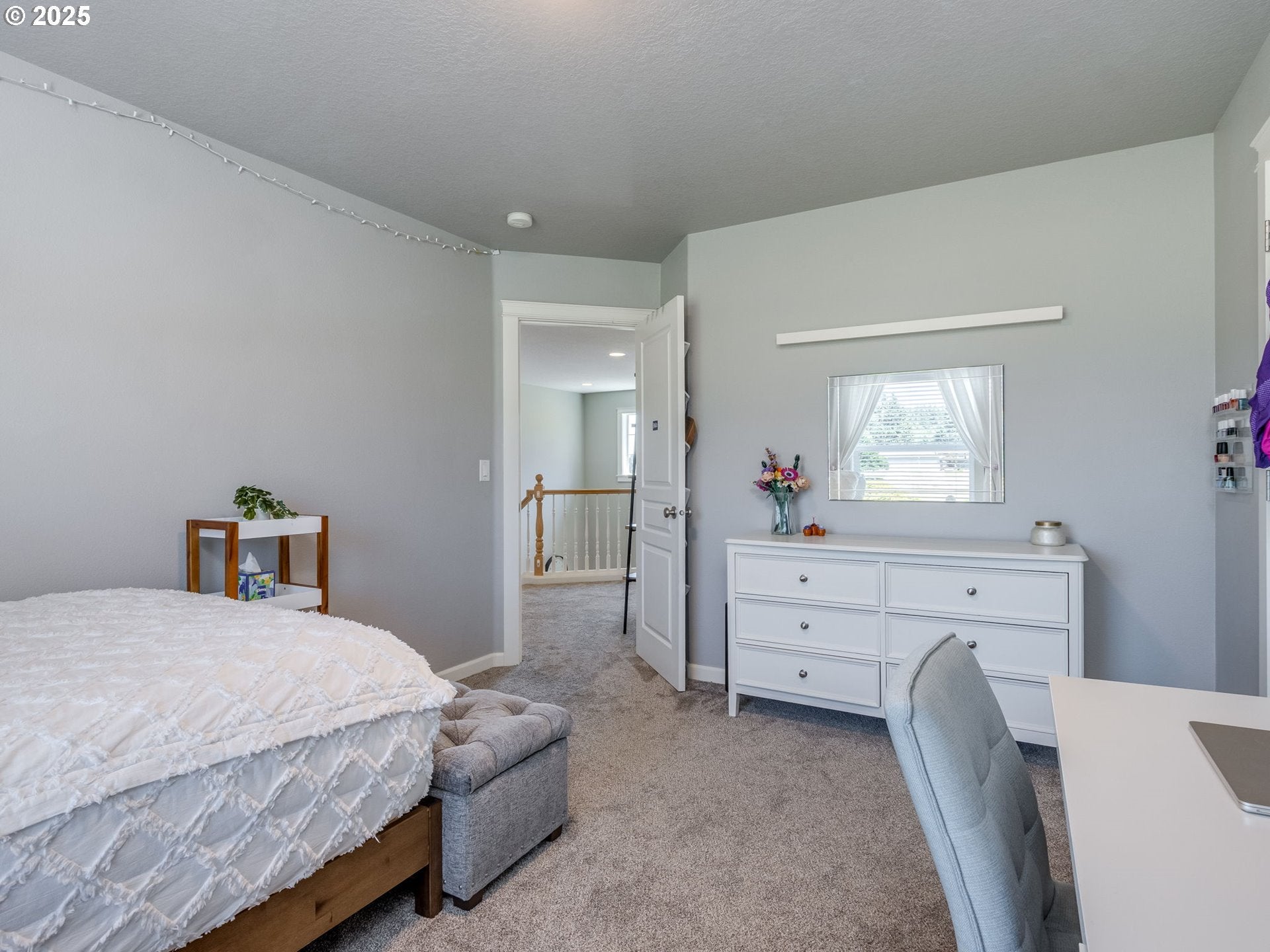 Oregon City, Oregon, 97045, United States, 4 Bedrooms Bedrooms, ,3 BathroomsBathrooms,Residential,Active,1886829