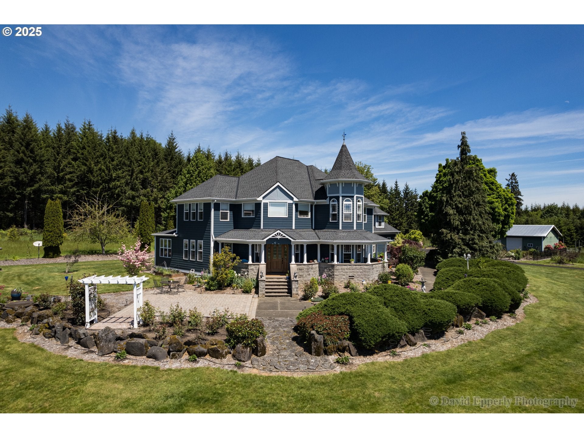 St. Helens, Oregon, 97051, United States, 5 Bedrooms Bedrooms, ,5 BathroomsBathrooms,Residential,Active,1972199