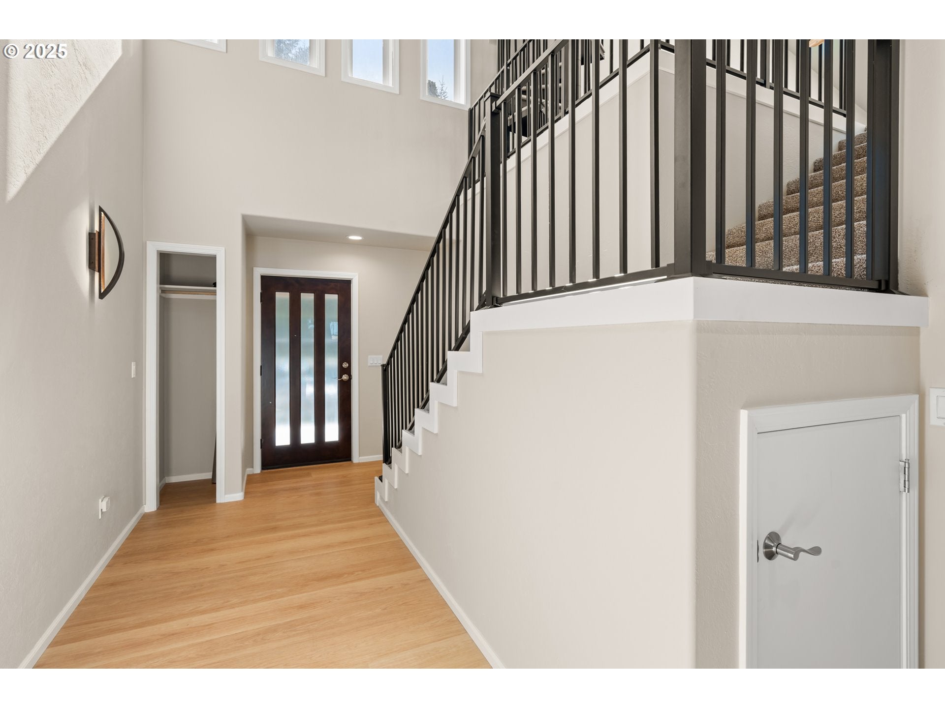 Gold Beach, Oregon, 97444, United States, 5 Bedrooms Bedrooms, ,4 BathroomsBathrooms,Residential,Active,2000208