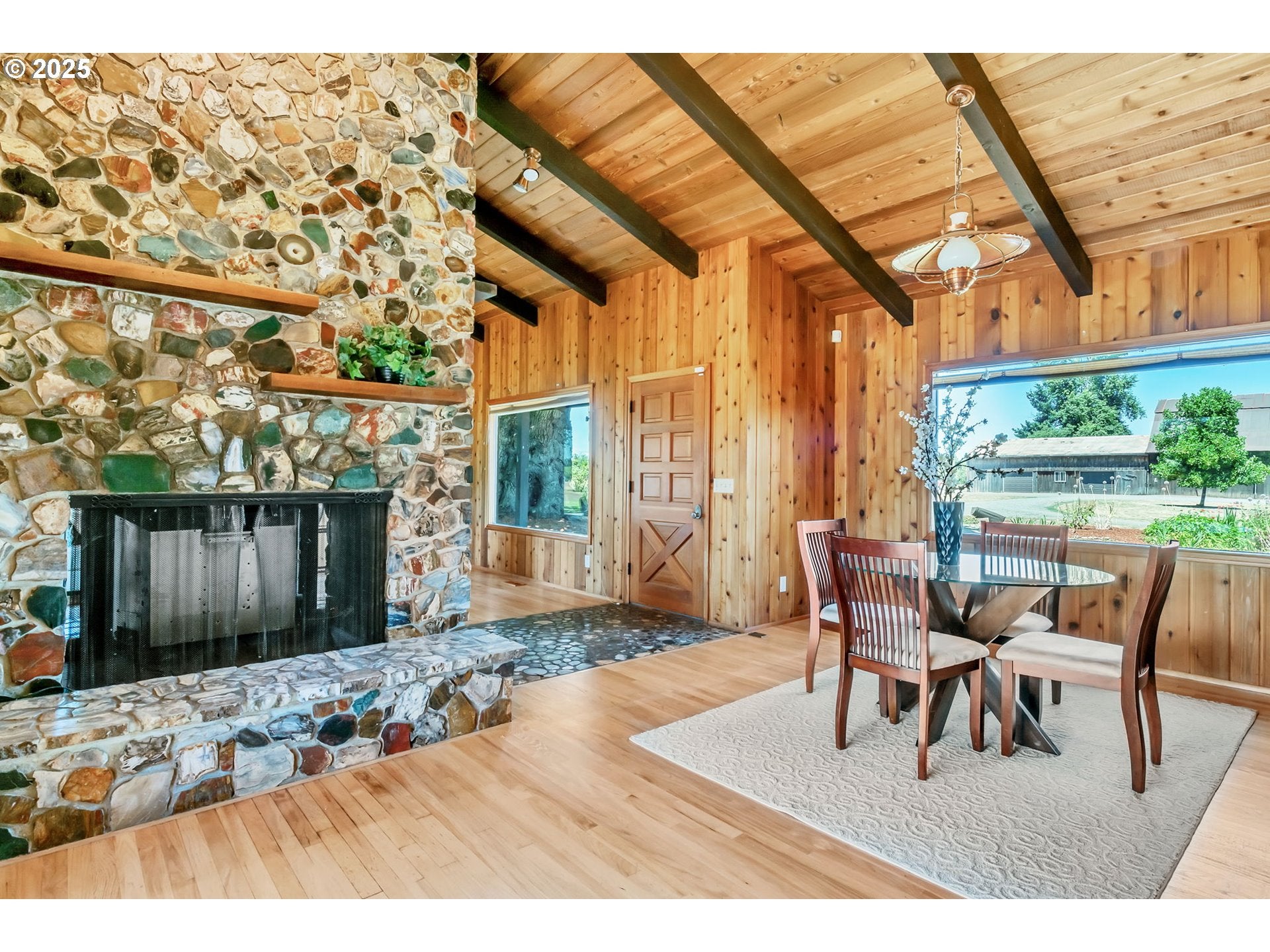 Creswell, Oregon, 97426, United States, 3 Bedrooms Bedrooms, ,3 BathroomsBathrooms,Residential,Active,1888984