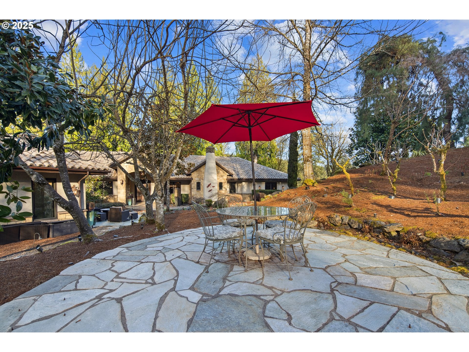Oregon City, Oregon, 97045, United States, ,6 BathroomsBathrooms,Residential,Contingent,1764514