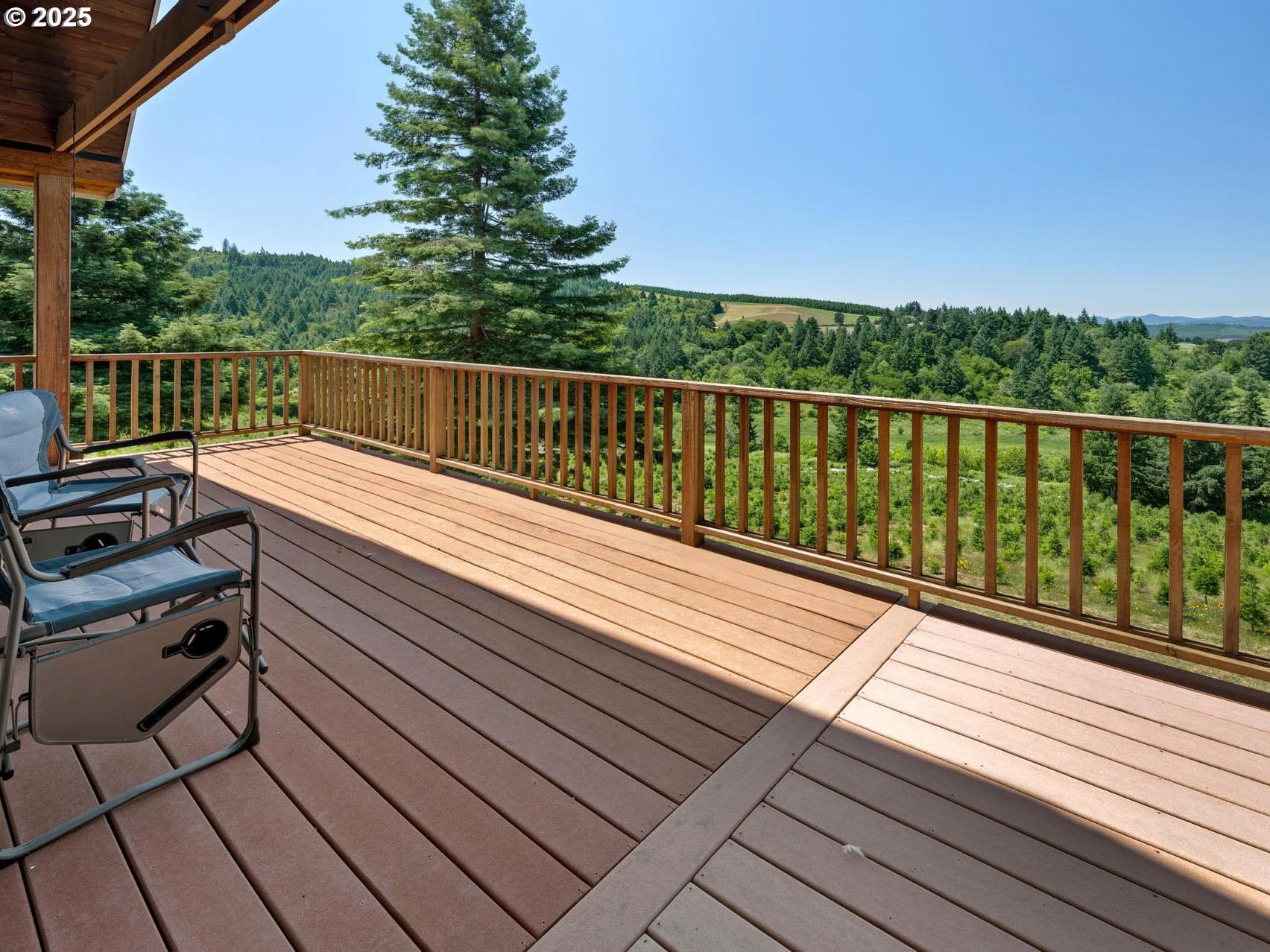 Gaston, Oregon, 97119, United States, 2 Bedrooms Bedrooms, ,3 BathroomsBathrooms,Residential,Active,1860287