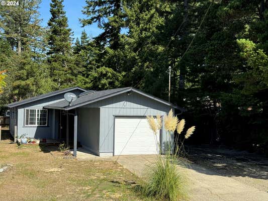 2071 11TH ST, FLORENCE, OR 97439 - Image 1