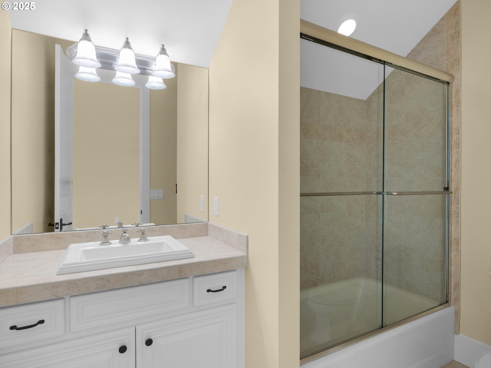 Gearhart, Oregon, 97138, United States, ,4 BathroomsBathrooms,Residential,Active,1824520