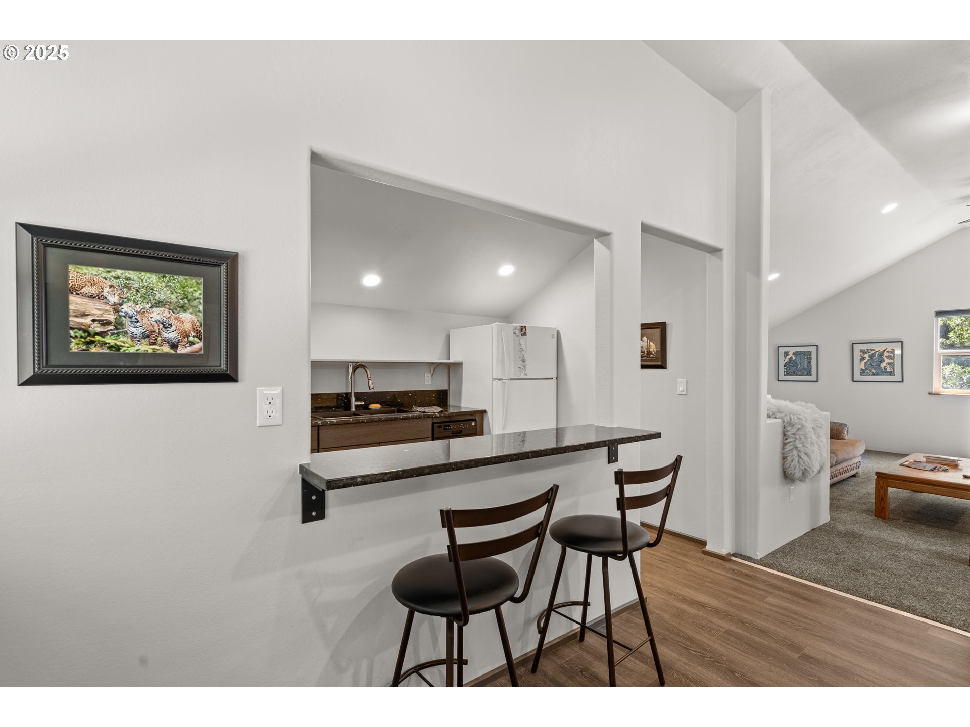 Gold Beach, Oregon, 97444, United States, 5 Bedrooms Bedrooms, ,4 BathroomsBathrooms,Residential,Active,2000208