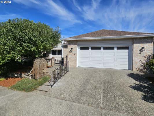 2214 NE 158TH AVE, PORTLAND, OR 97230 - Image 1