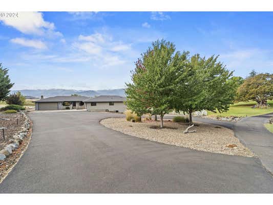 1800 OAKMONT WAY, MEDFORD, OR 97504 - Image 1