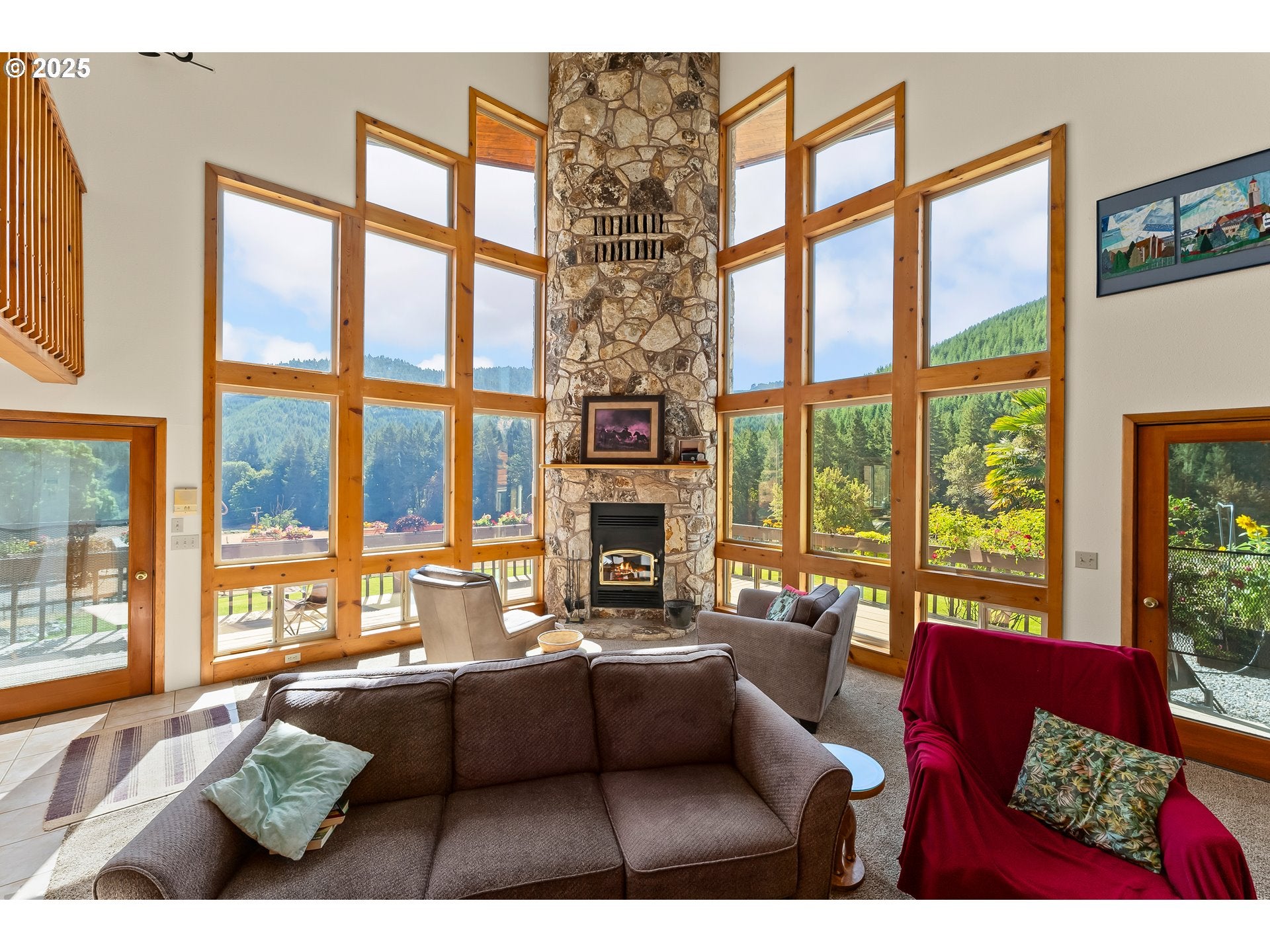 Canyonville, Oregon, 97417, United States, 3 Bedrooms Bedrooms, ,2 BathroomsBathrooms,Residential,Active,1909832