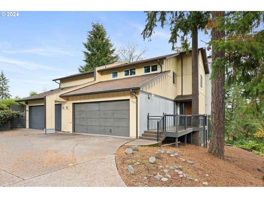 1927 W 25TH PL, EUGENE, OR 97405 - Image 1