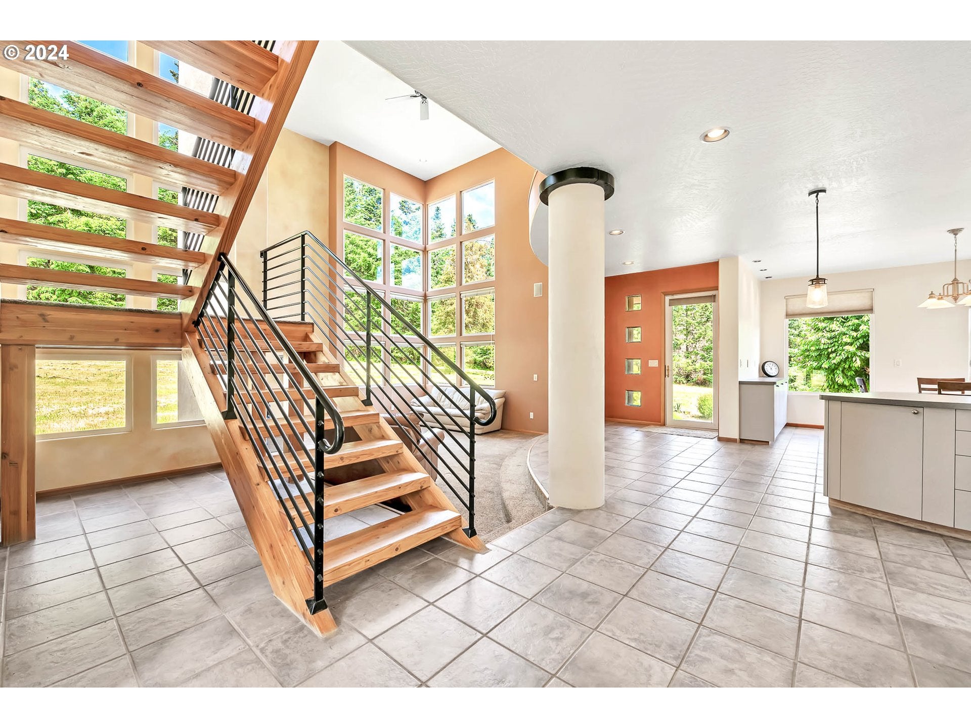 Pleasant Hill, Oregon, 97455, United States, ,3 BathroomsBathrooms,Residential,Active,1704809