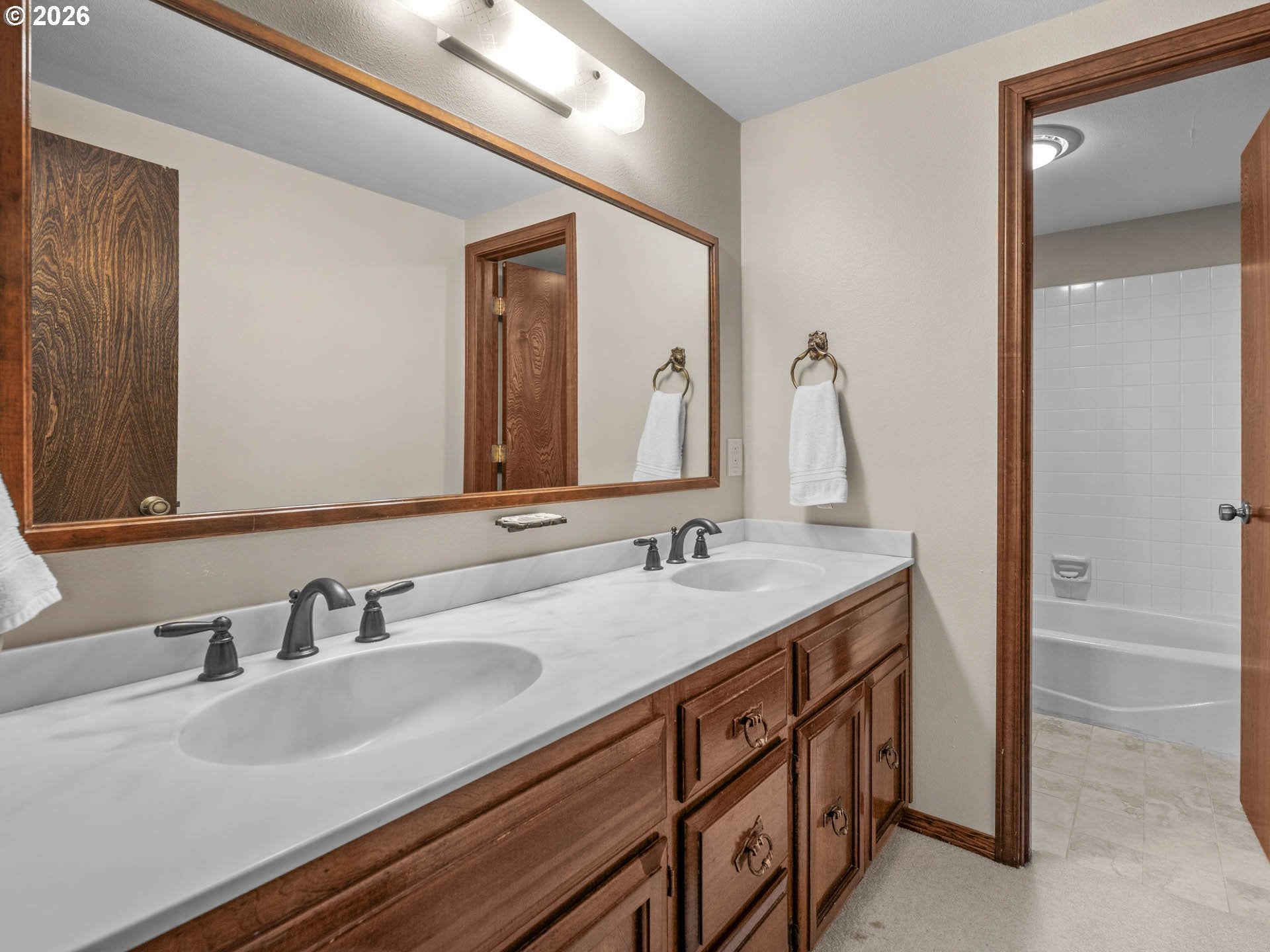 Portland, Oregon, 97231, United States, 4 Bedrooms Bedrooms, ,3 BathroomsBathrooms,Residential,Active,2043837