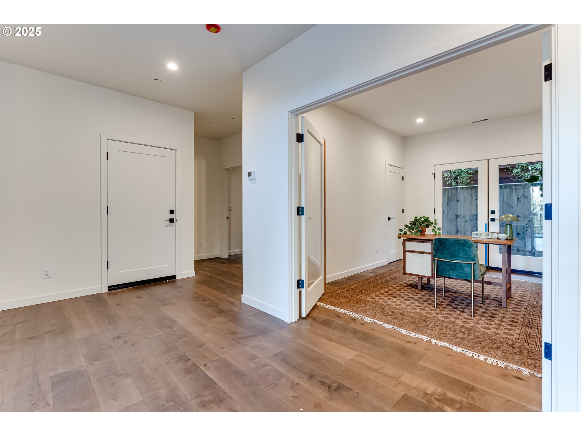 Eugene, Oregon, 97405, United States, 4 Bedrooms Bedrooms, ,3 BathroomsBathrooms,Residential,Active,2000223