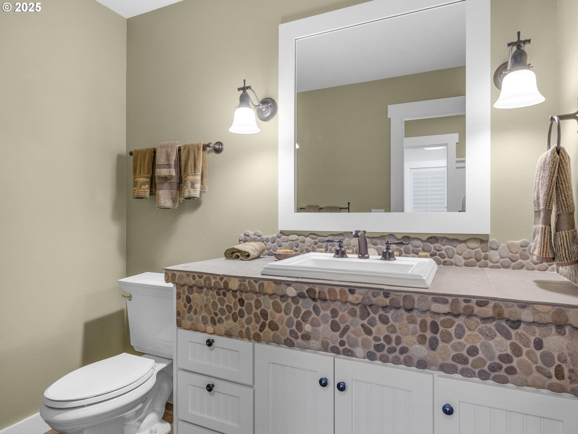 Gearhart, Oregon, 97138, United States, 4 Bedrooms Bedrooms, ,6 BathroomsBathrooms,Residential,Active,1798115