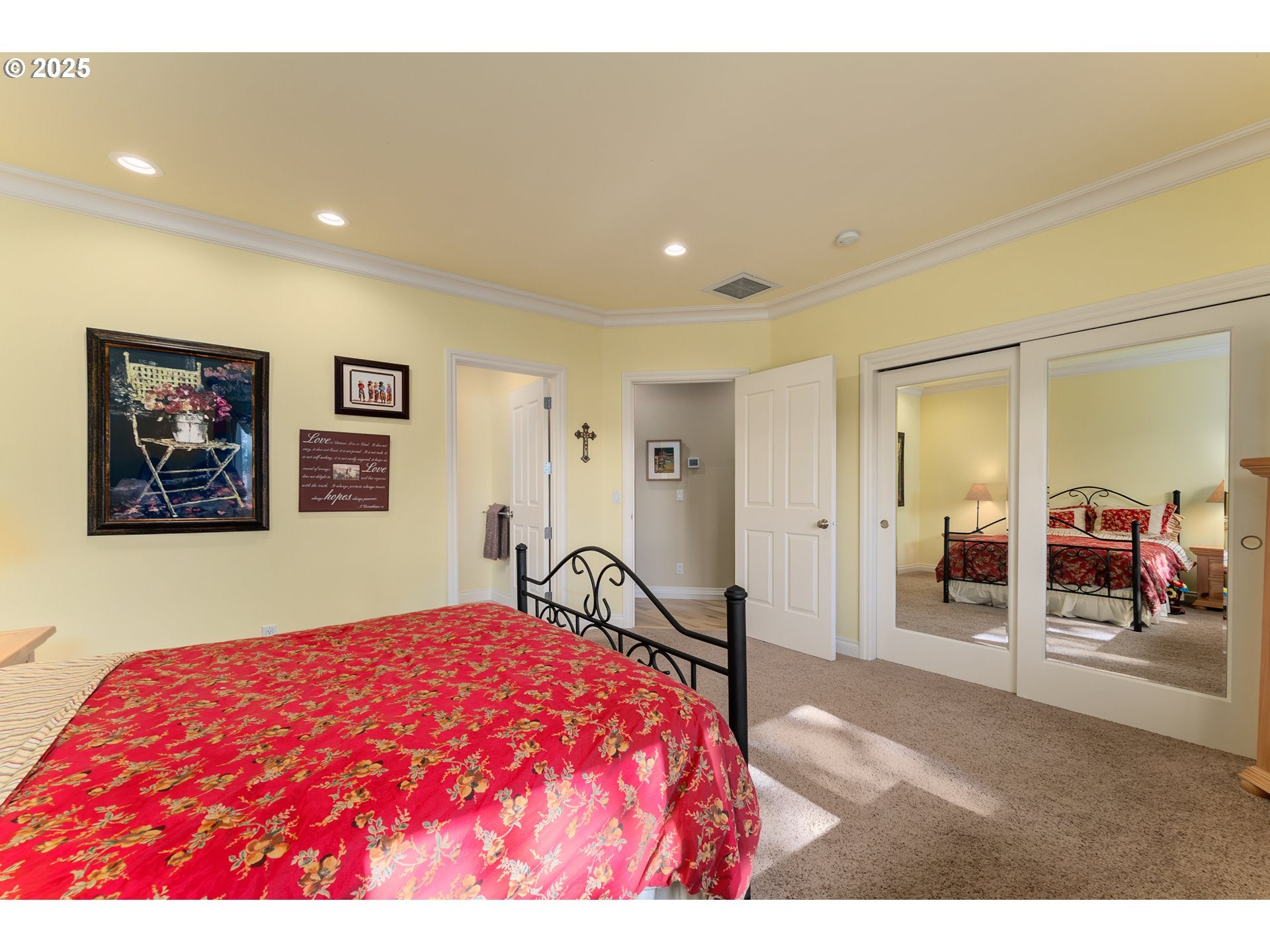 Roseburg, Oregon, 97471, United States, ,3 BathroomsBathrooms,Residential,Active,1828697