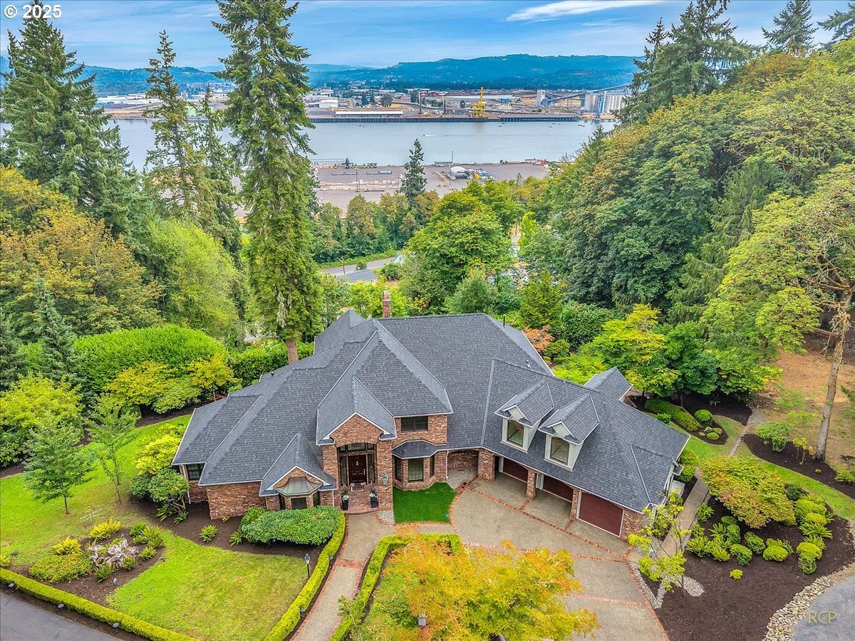 Rainier, Oregon, 97048, United States, 4 Bedrooms Bedrooms, ,5 BathroomsBathrooms,Residential,Active,1936128