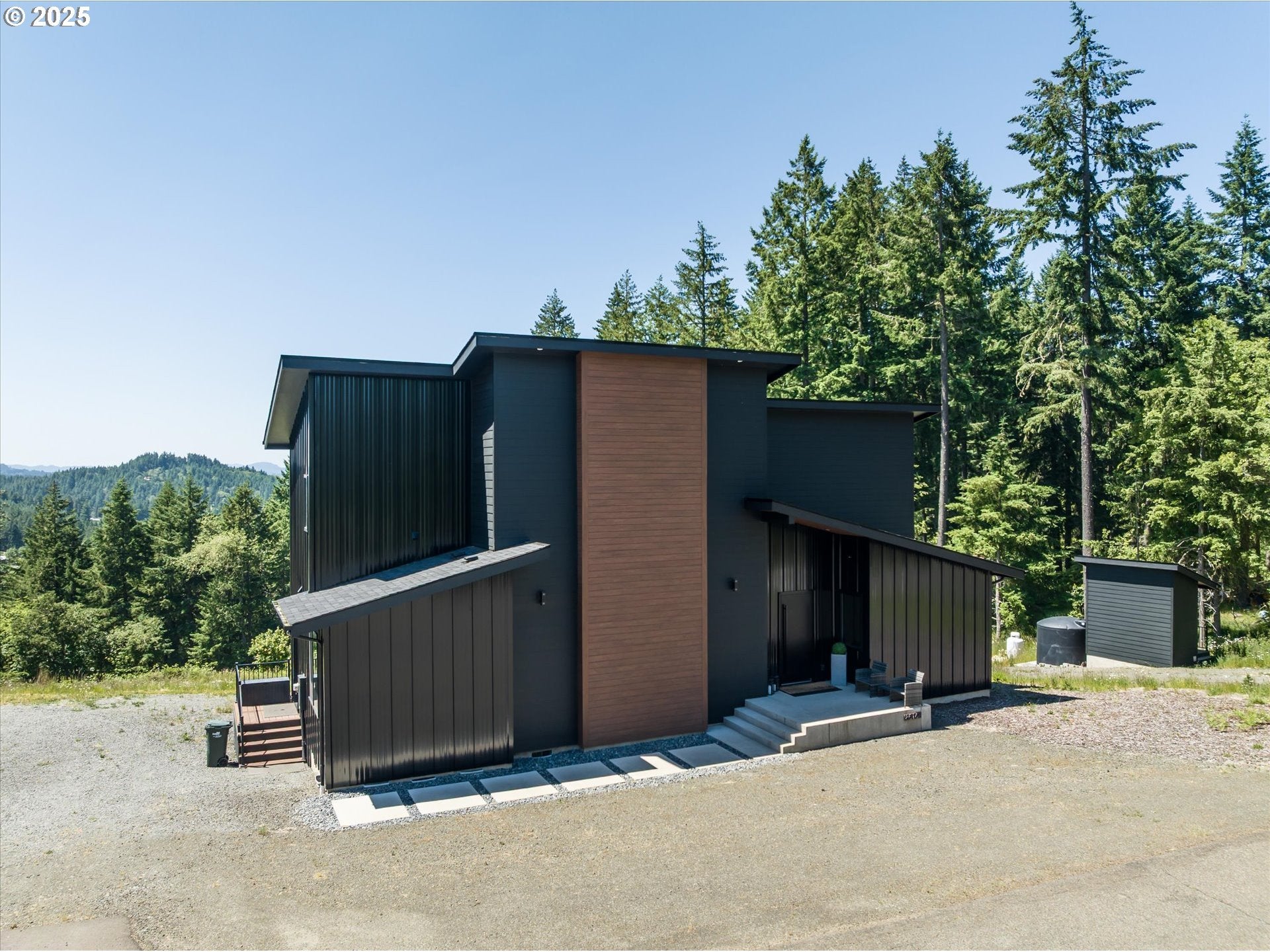 Eugene, Oregon, 97405, United States, 3 Bedrooms Bedrooms, ,2 BathroomsBathrooms,Residential,Active,1987202