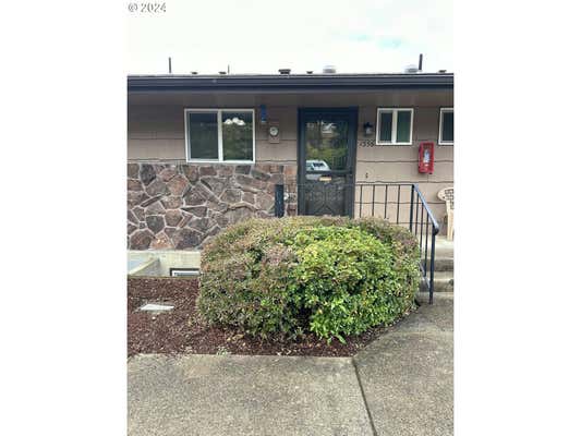 1356 SE COURT AVE, ROSEBURG, OR 97470 - Image 1