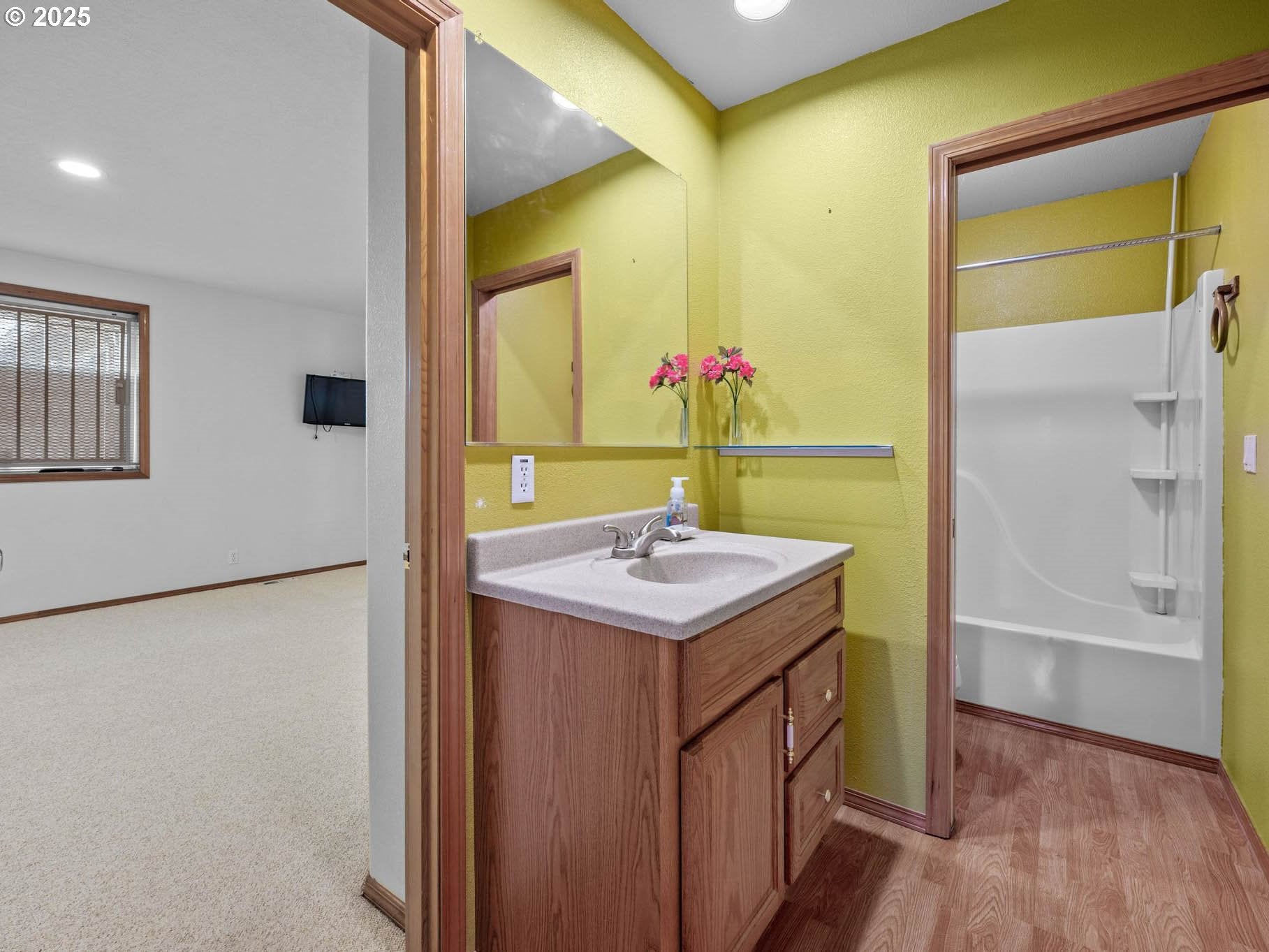 North Plains, Oregon, 97133, United States, 5 Bedrooms Bedrooms, ,4 BathroomsBathrooms,Residential,Active,1764071