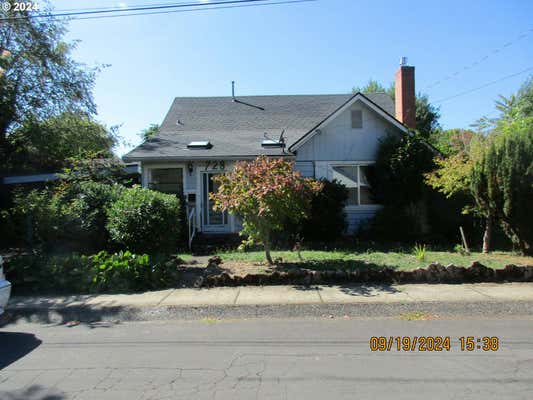 728 W UNION ST, ROSEBURG, OR 97471 - Image 1