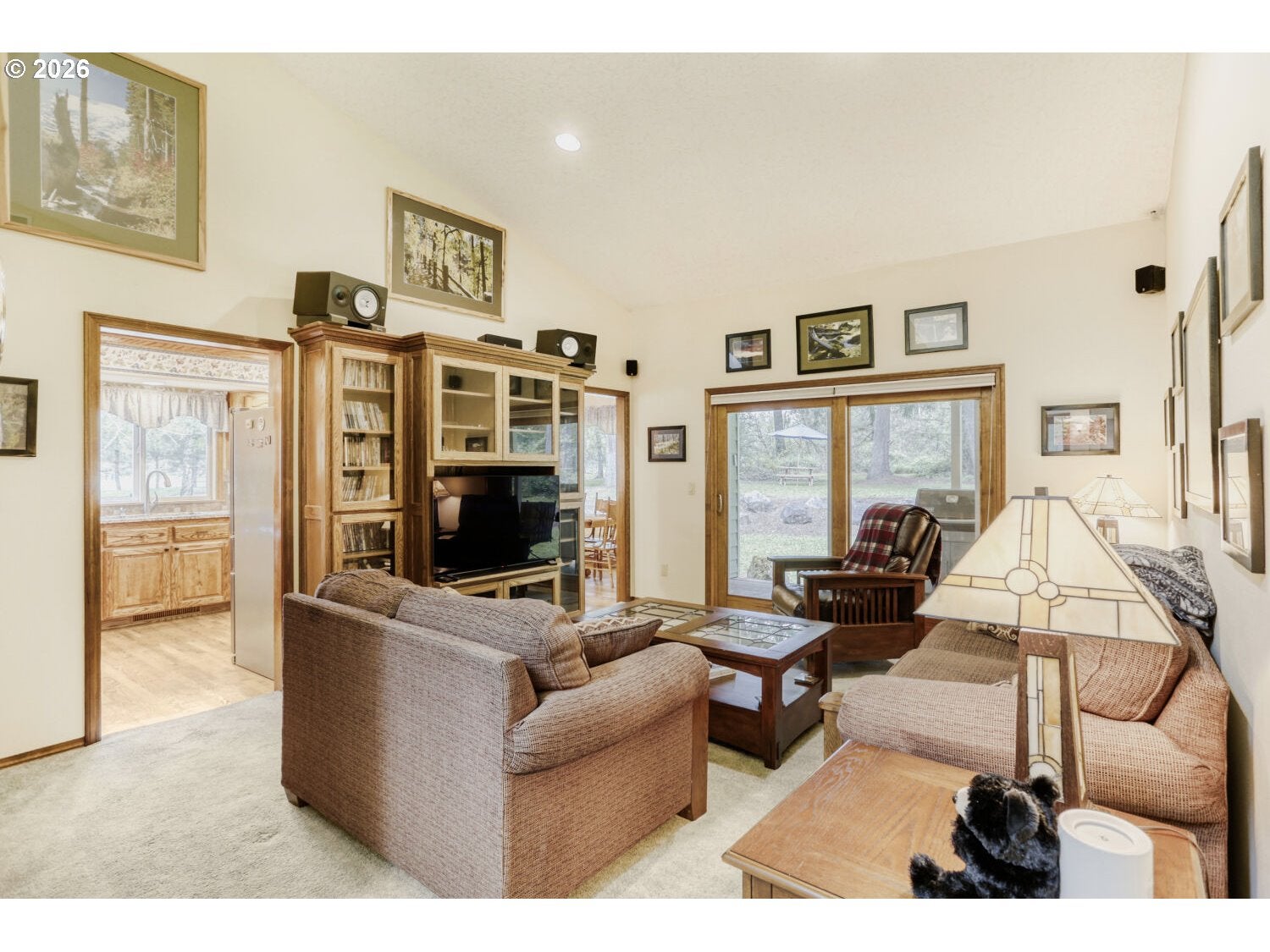 Sandy, Oregon, 97055, United States, 3 Bedrooms Bedrooms, ,2 BathroomsBathrooms,Residential,Active,2041437