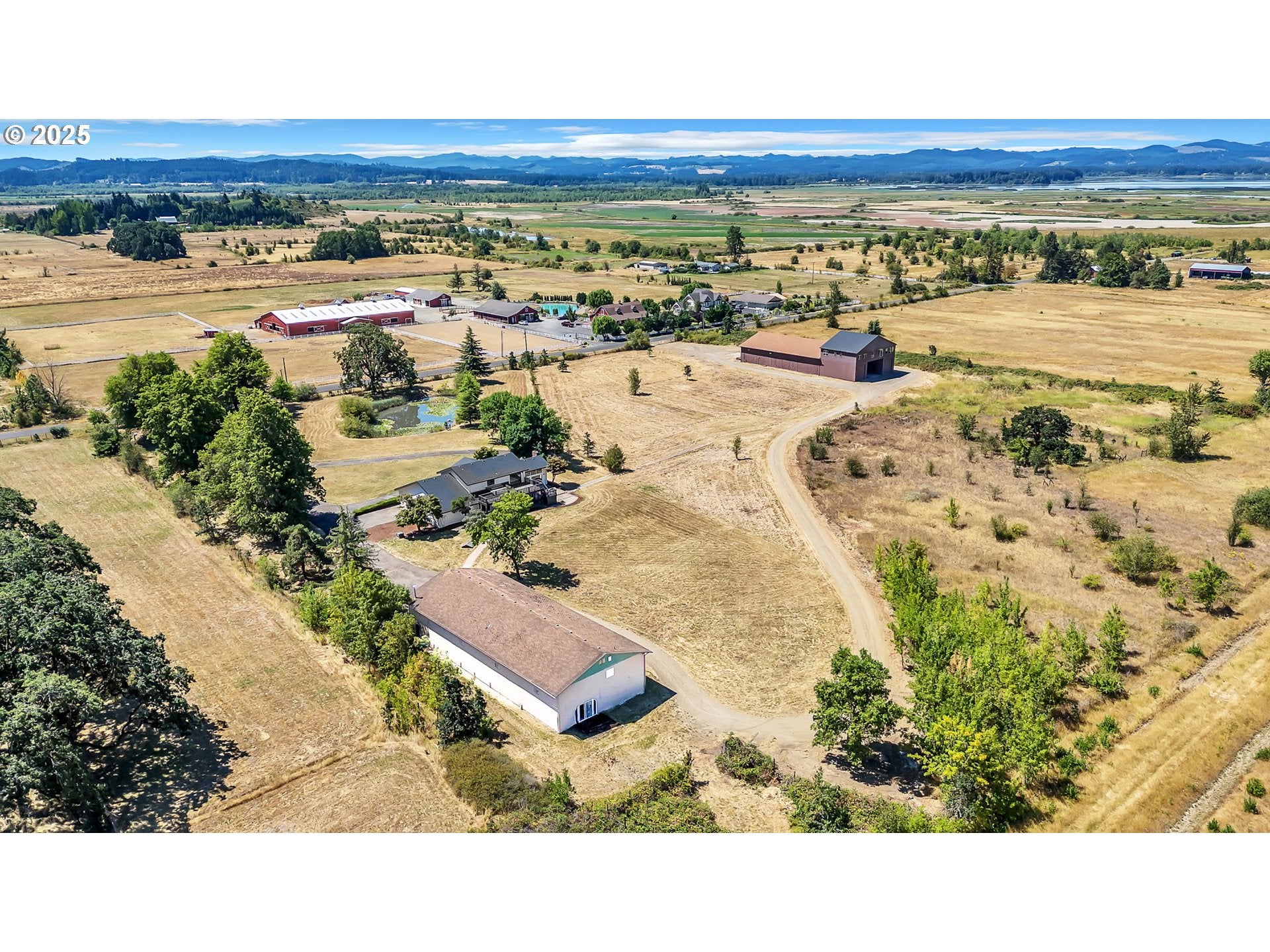 Eugene, Oregon, 97402, United States, 3 Bedrooms Bedrooms, ,3 BathroomsBathrooms,Residential,Active,1900212