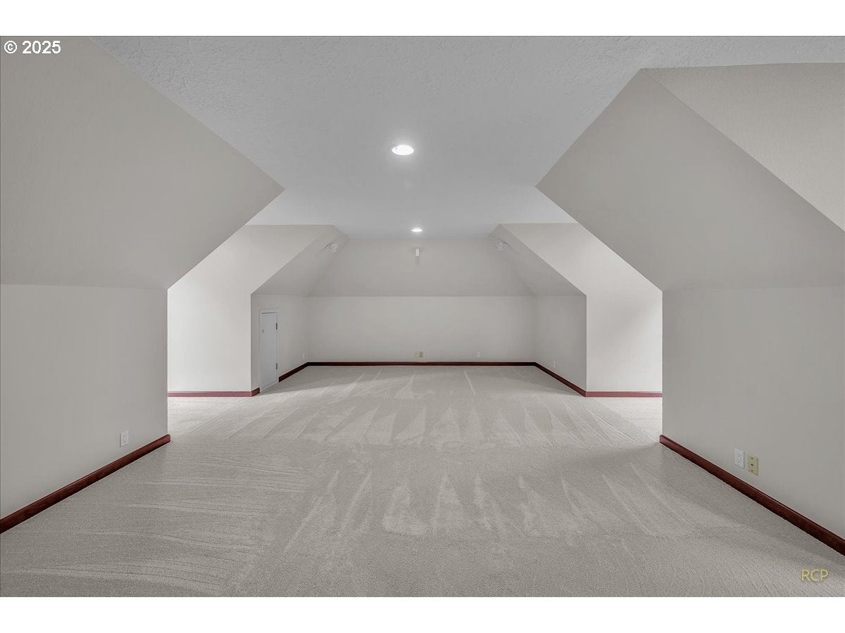 Rainier, Oregon, 97048, United States, 4 Bedrooms Bedrooms, ,5 BathroomsBathrooms,Residential,Active,1936128