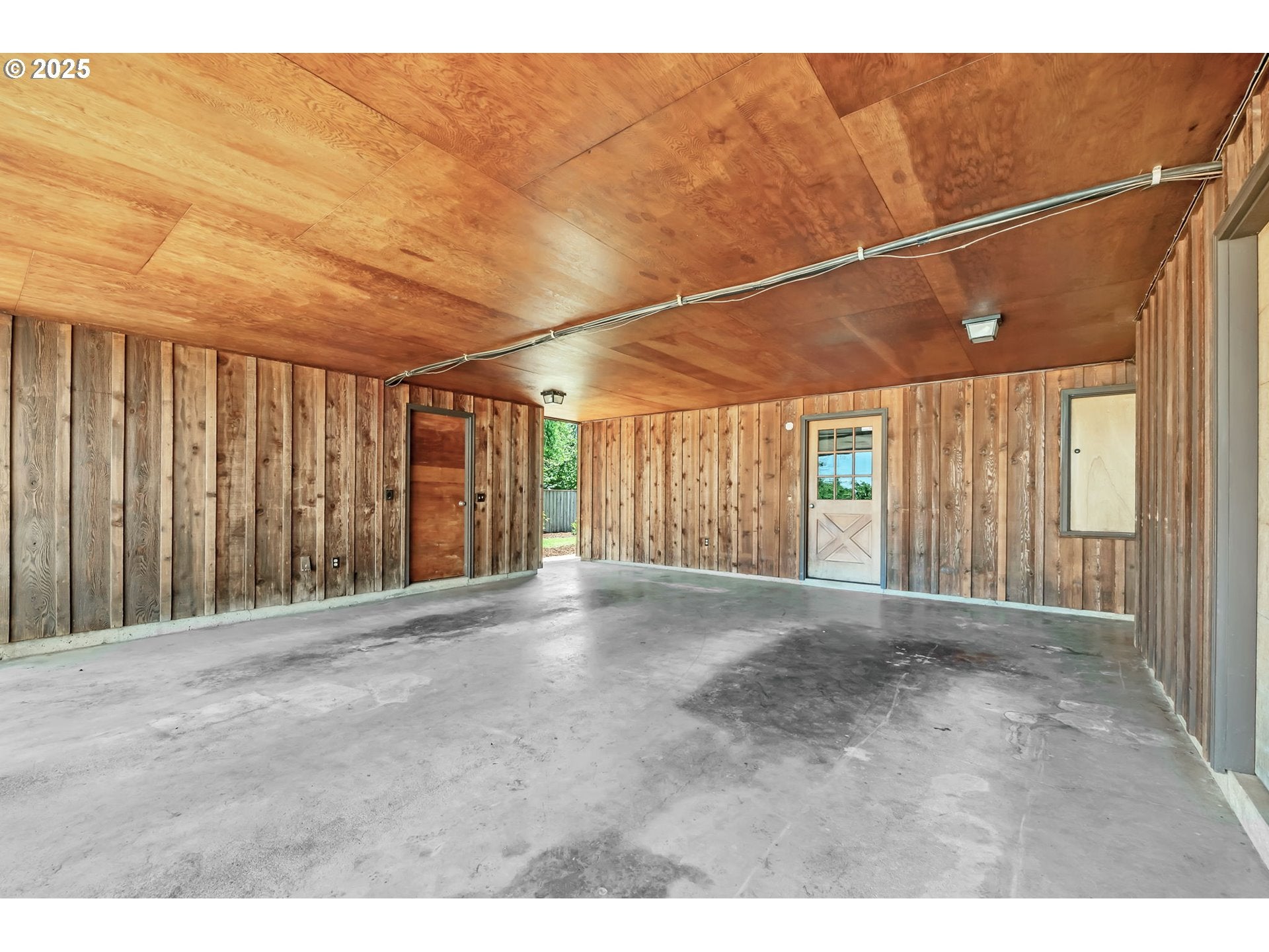 Creswell, Oregon, 97426, United States, 3 Bedrooms Bedrooms, ,3 BathroomsBathrooms,Residential,Active,1888984