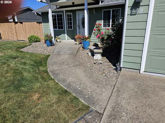 875 LADINO PL W, HARRISBURG, OR 97446, photo 2 of 20