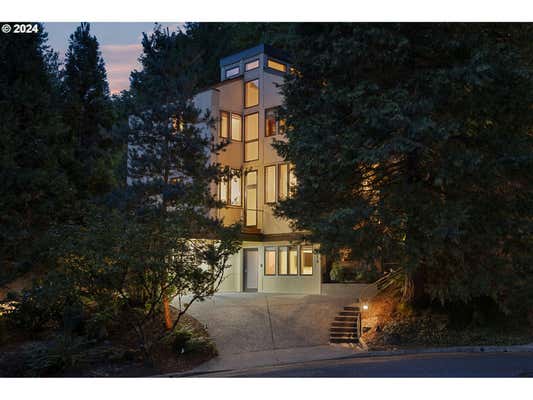 816 SW TERWILLIGER PL, PORTLAND, OR 97239 - Image 1