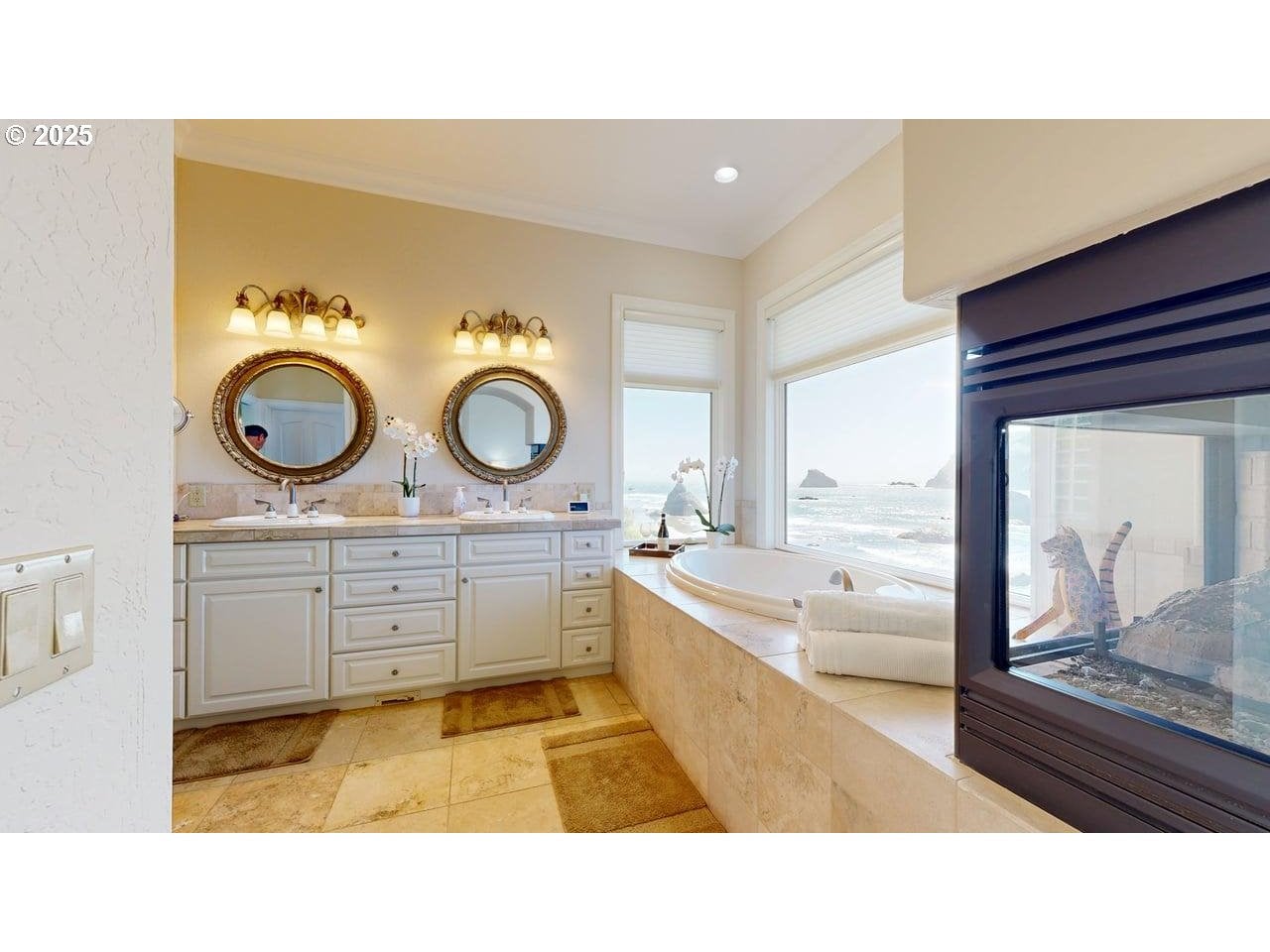 Brookings, Oregon, 97415, United States, 3 Bedrooms Bedrooms, ,4 BathroomsBathrooms,Residential,Active,1773505