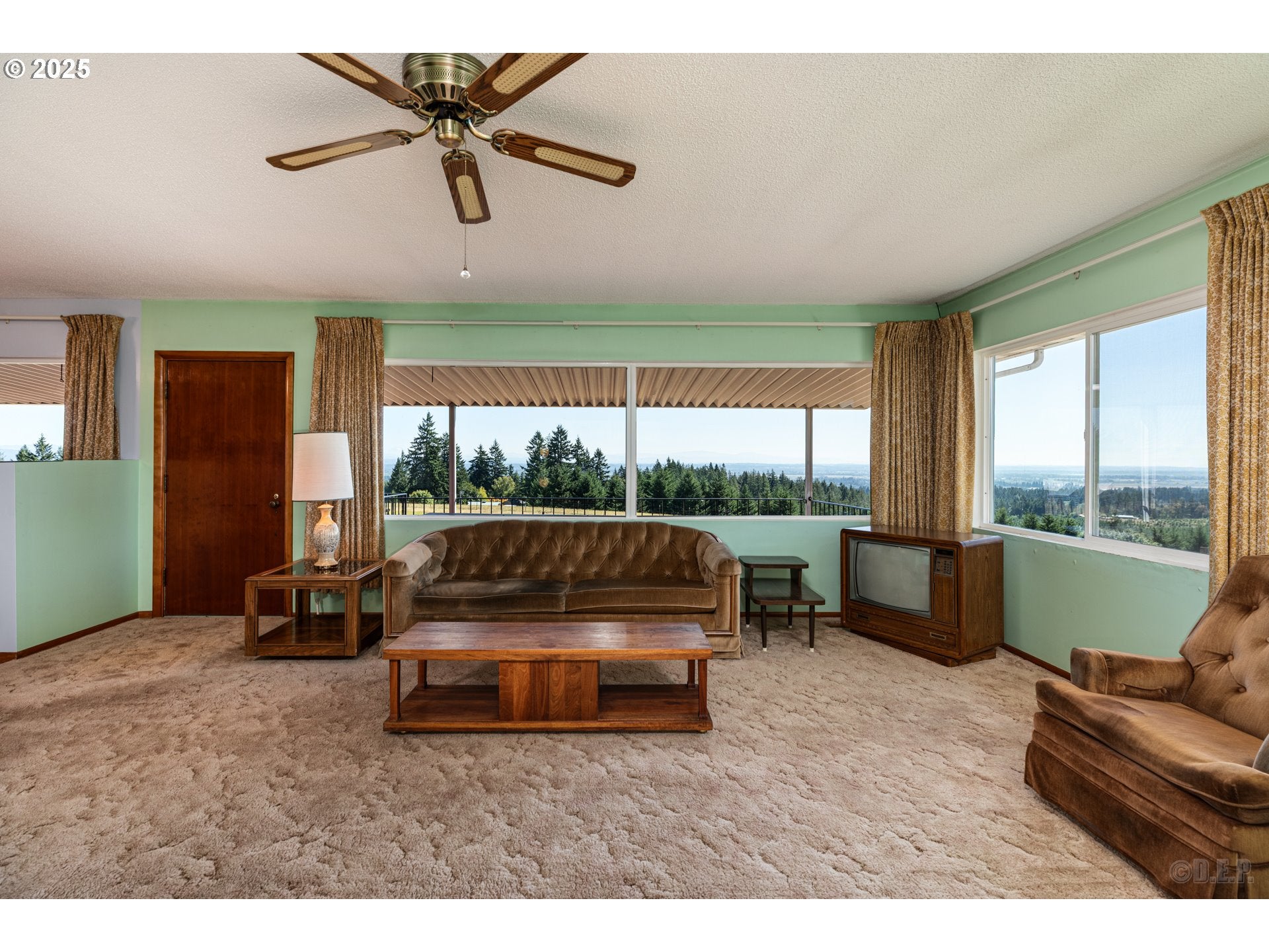 Scappoose, Oregon, 97056, United States, 4 Bedrooms Bedrooms, ,2 BathroomsBathrooms,Residential,Active,1914619