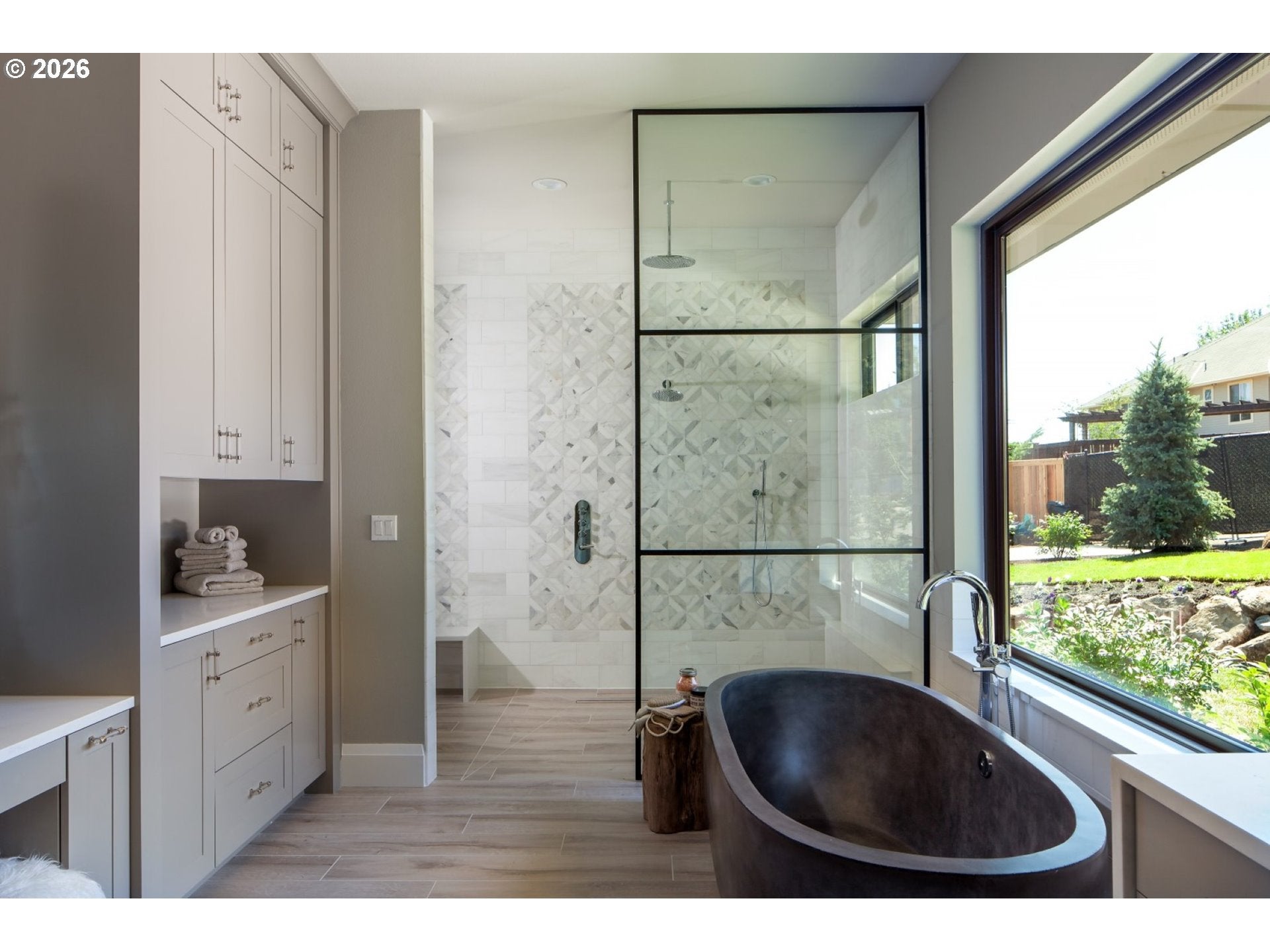 Happy Valley, Oregon, 97086, United States, 5 Bedrooms Bedrooms, ,5 BathroomsBathrooms,Residential,Active,2011888