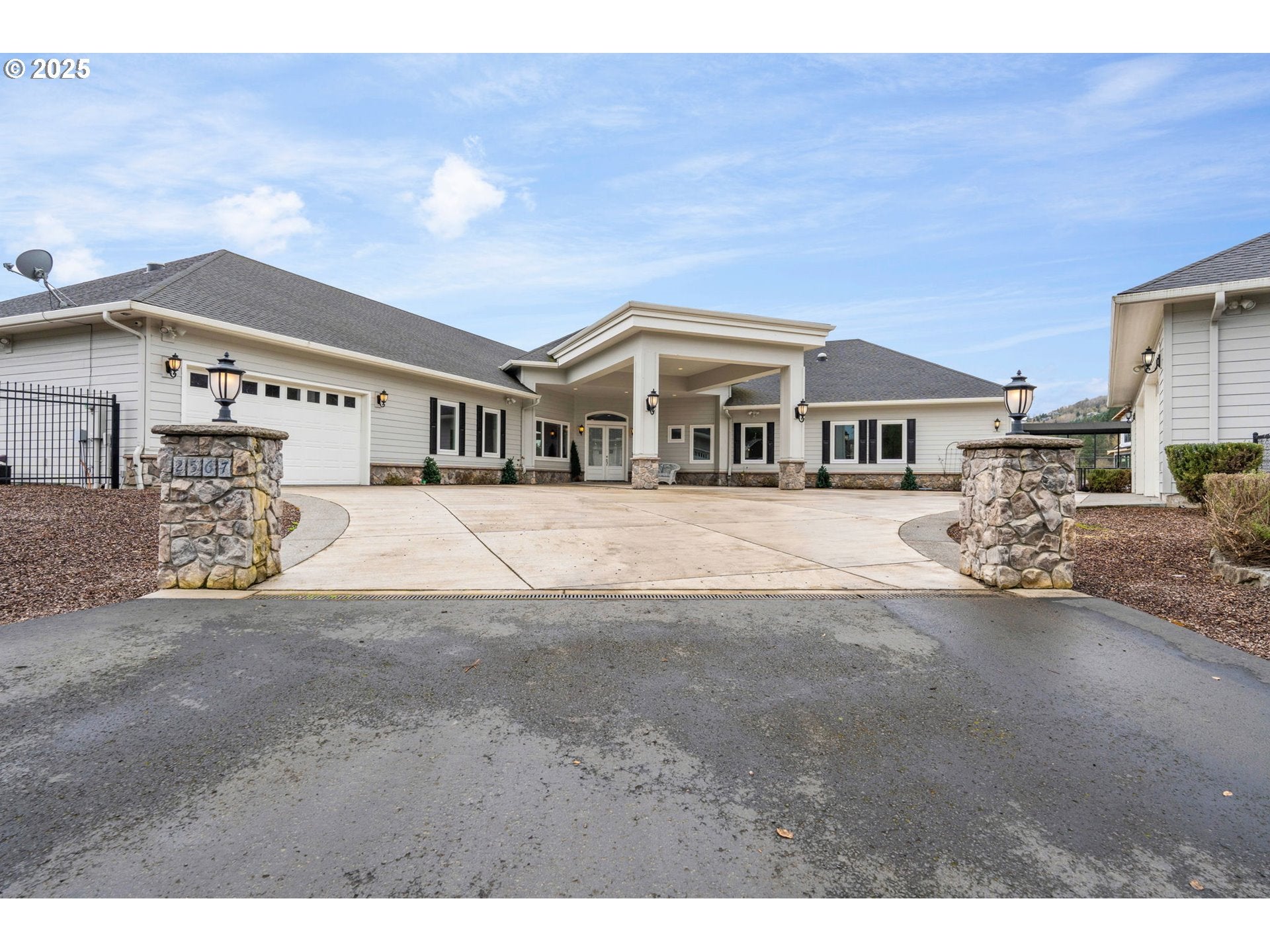 Woodland, Washington, 98674, United States, ,5 BathroomsBathrooms,Residential,Active,1761230