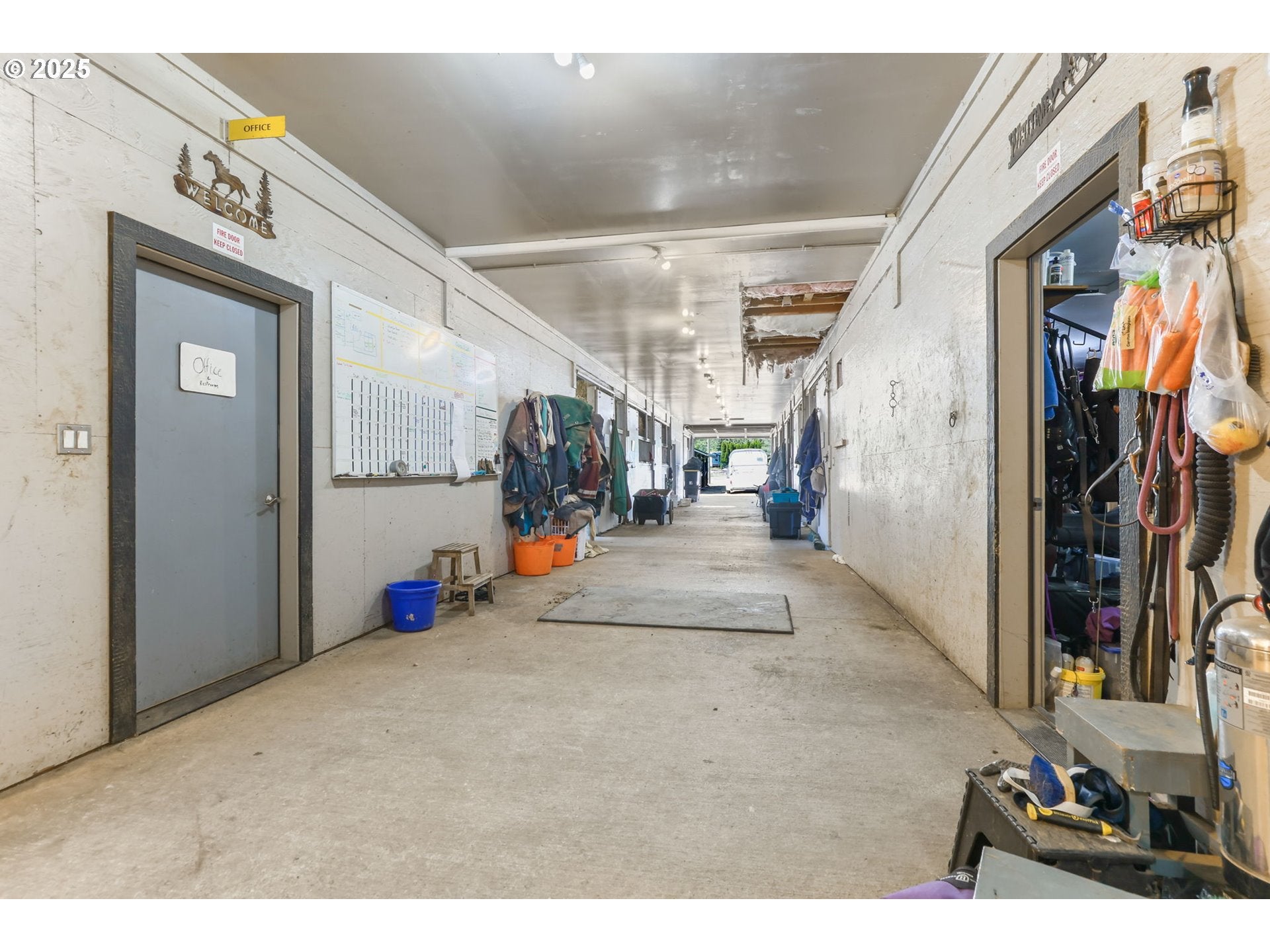 Troutdale, Oregon, 97060, United States, 4 Bedrooms Bedrooms, ,3 BathroomsBathrooms,Residential,Active,1898028