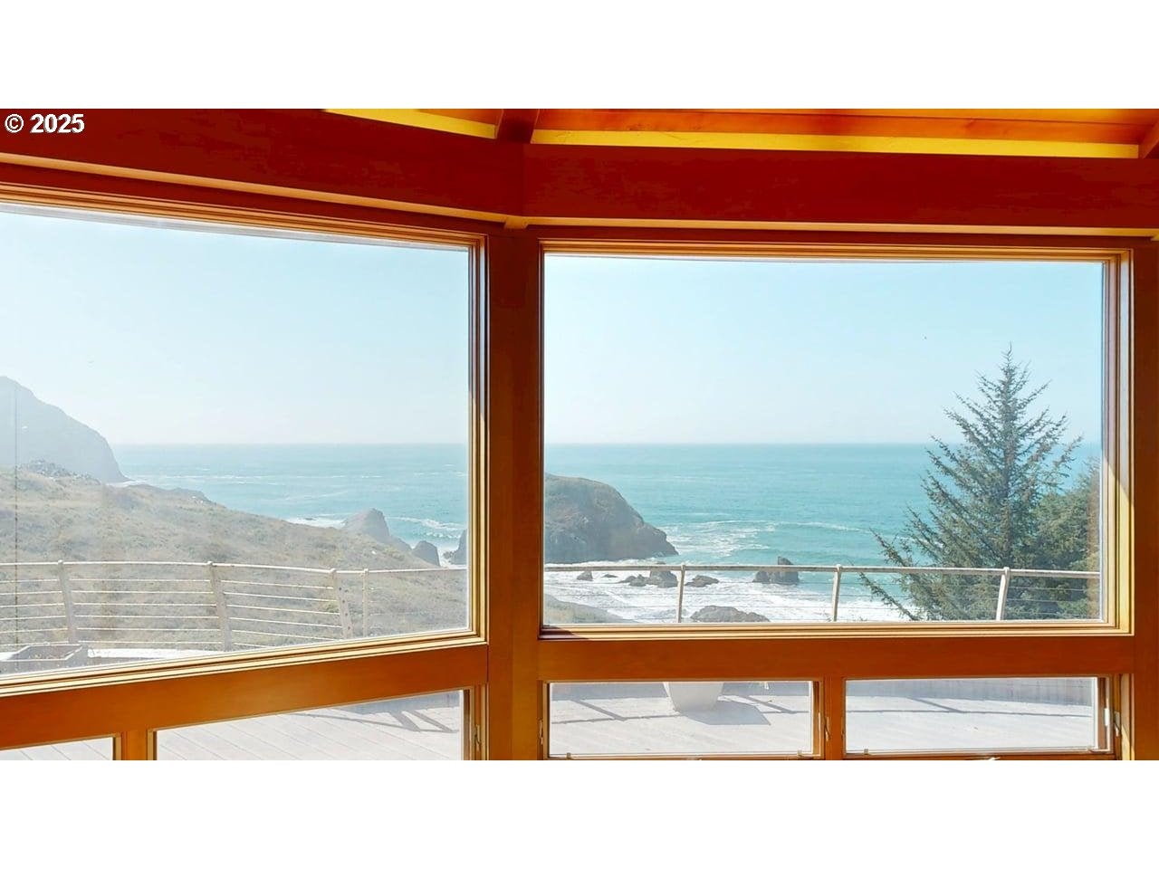 Gold Beach, Oregon, 97444, United States, 3 Bedrooms Bedrooms, ,6 BathroomsBathrooms,Residential,Active,1953281