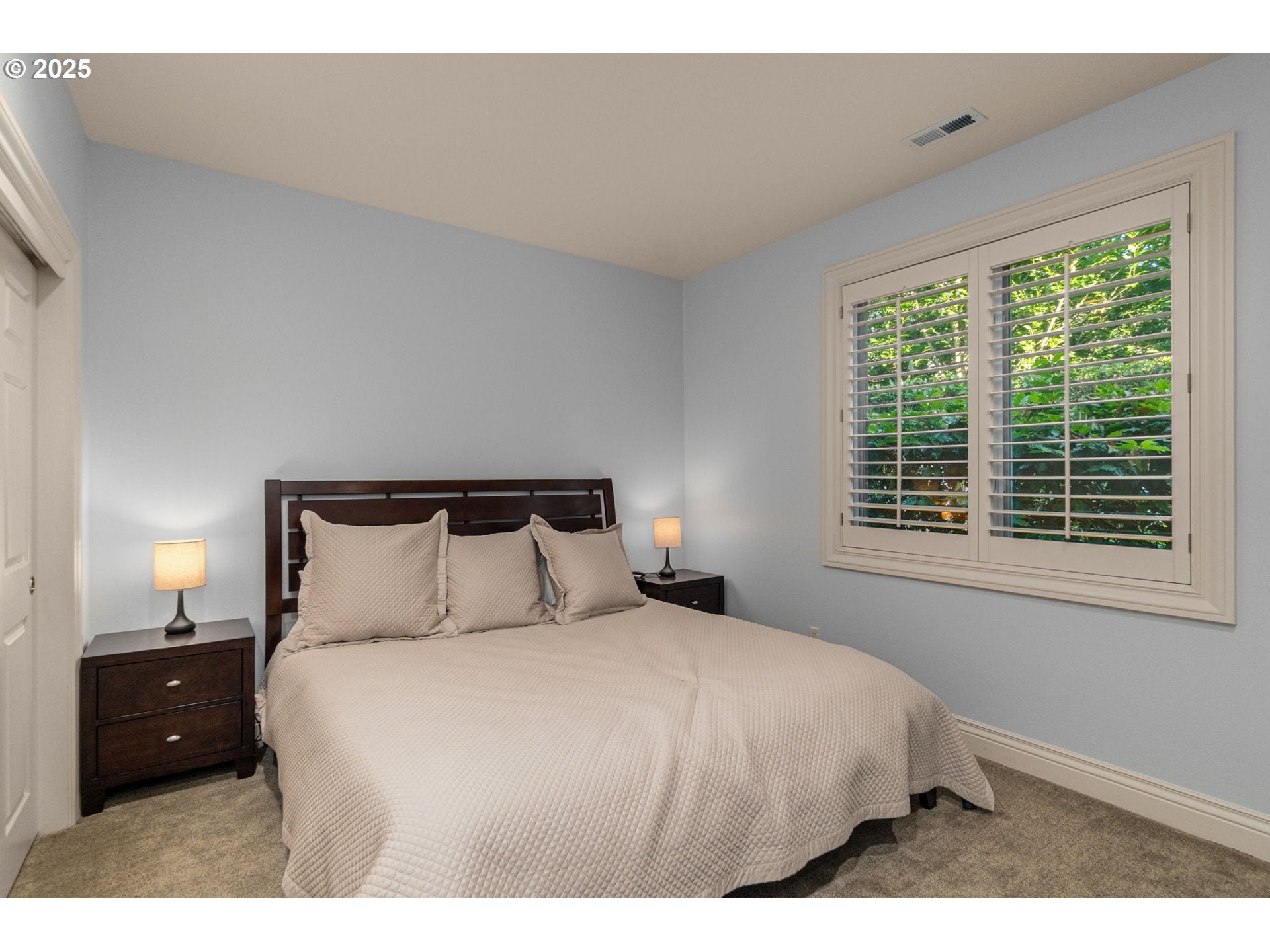 Portland, Oregon, 97229, United States, 5 Bedrooms Bedrooms, ,6 BathroomsBathrooms,Residential,Active,1894169