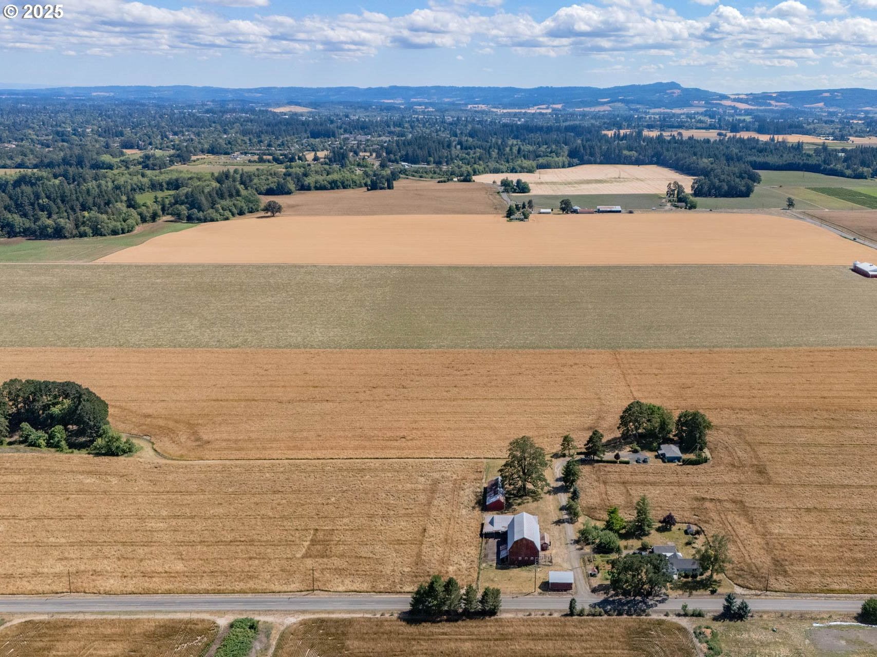 Hillsboro, Oregon, 97124, United States, 2 Bedrooms Bedrooms, ,1 BathroomBathrooms,Residential,Active,1899210