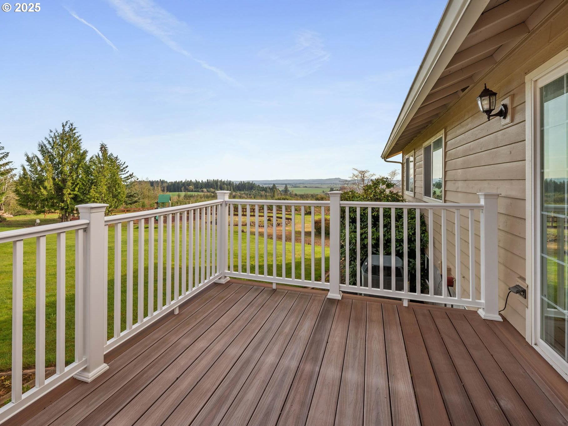 North Plains, Oregon, 97133, United States, 5 Bedrooms Bedrooms, ,4 BathroomsBathrooms,Residential,Active,1764071