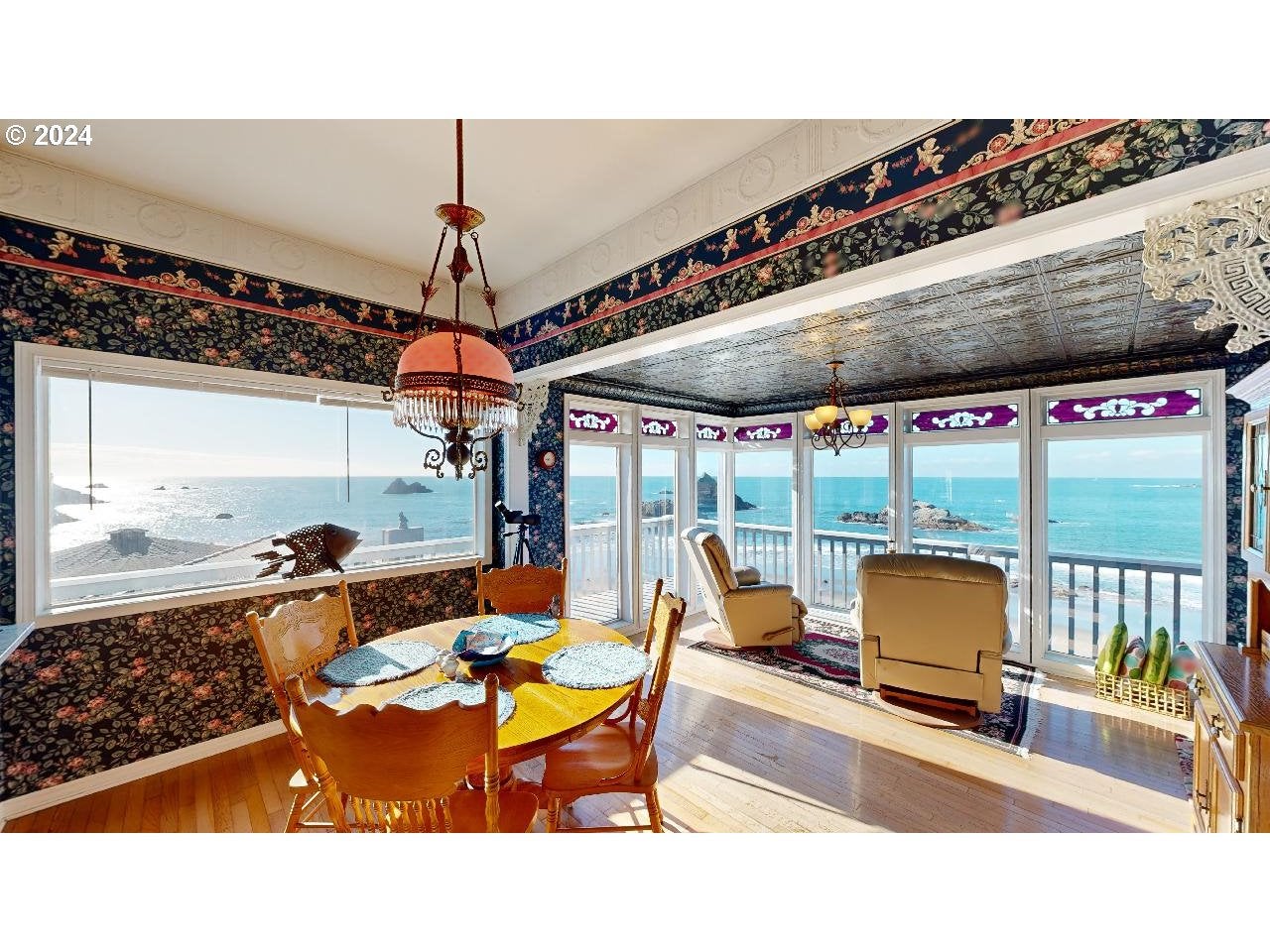 Brookings, Oregon, 97415, United States, ,5 BathroomsBathrooms,Residential,Active,1701896