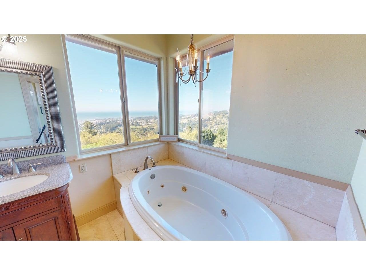 Brookings, Oregon, 97415, United States, 4 Bedrooms Bedrooms, ,4 BathroomsBathrooms,Residential,Active,1967294