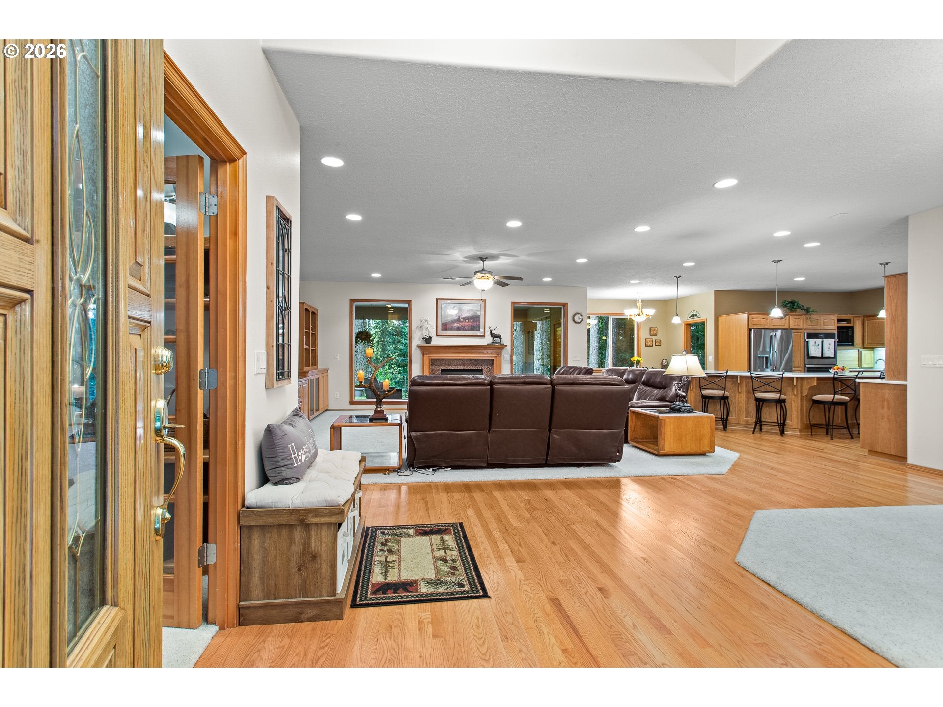 Corbett, Oregon, 97019, United States, 3 Bedrooms Bedrooms, ,3 BathroomsBathrooms,Residential,Active,2043115