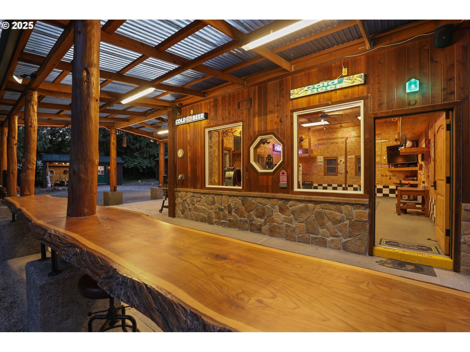 Estacada, Oregon, 97023, United States, 3 Bedrooms Bedrooms, ,3 BathroomsBathrooms,Residential,Active,1893218