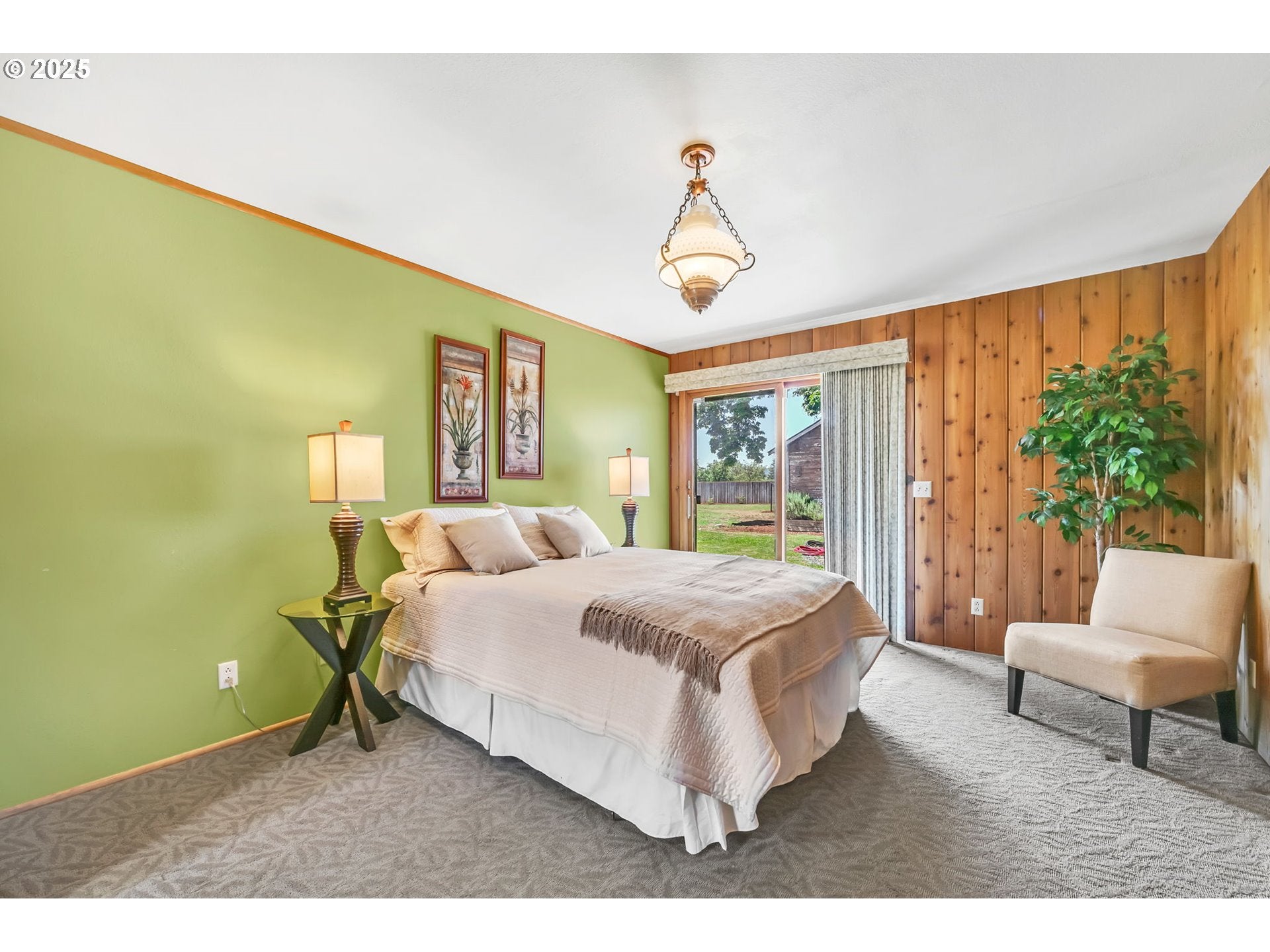 Creswell, Oregon, 97426, United States, 3 Bedrooms Bedrooms, ,3 BathroomsBathrooms,Residential,Active,1888984