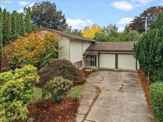 4302 SE FIELDCREST DR, MILWAUKIE, OR 97222 - Image 1